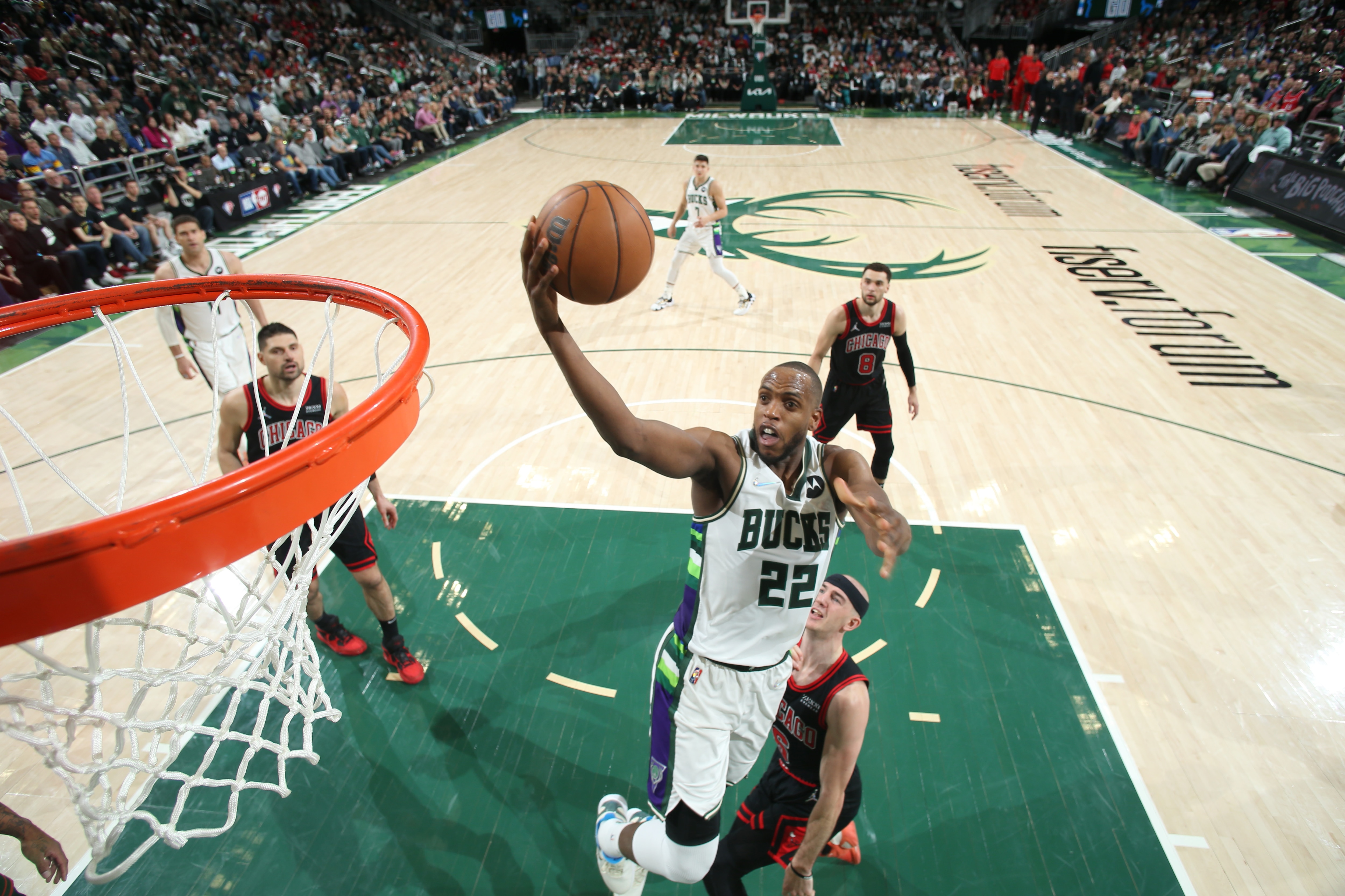 Khris Middleton's Injury Return Timeline Discussed by Bucks' HC Mike Budenholzer | Bleacher Report - Vimarsana News