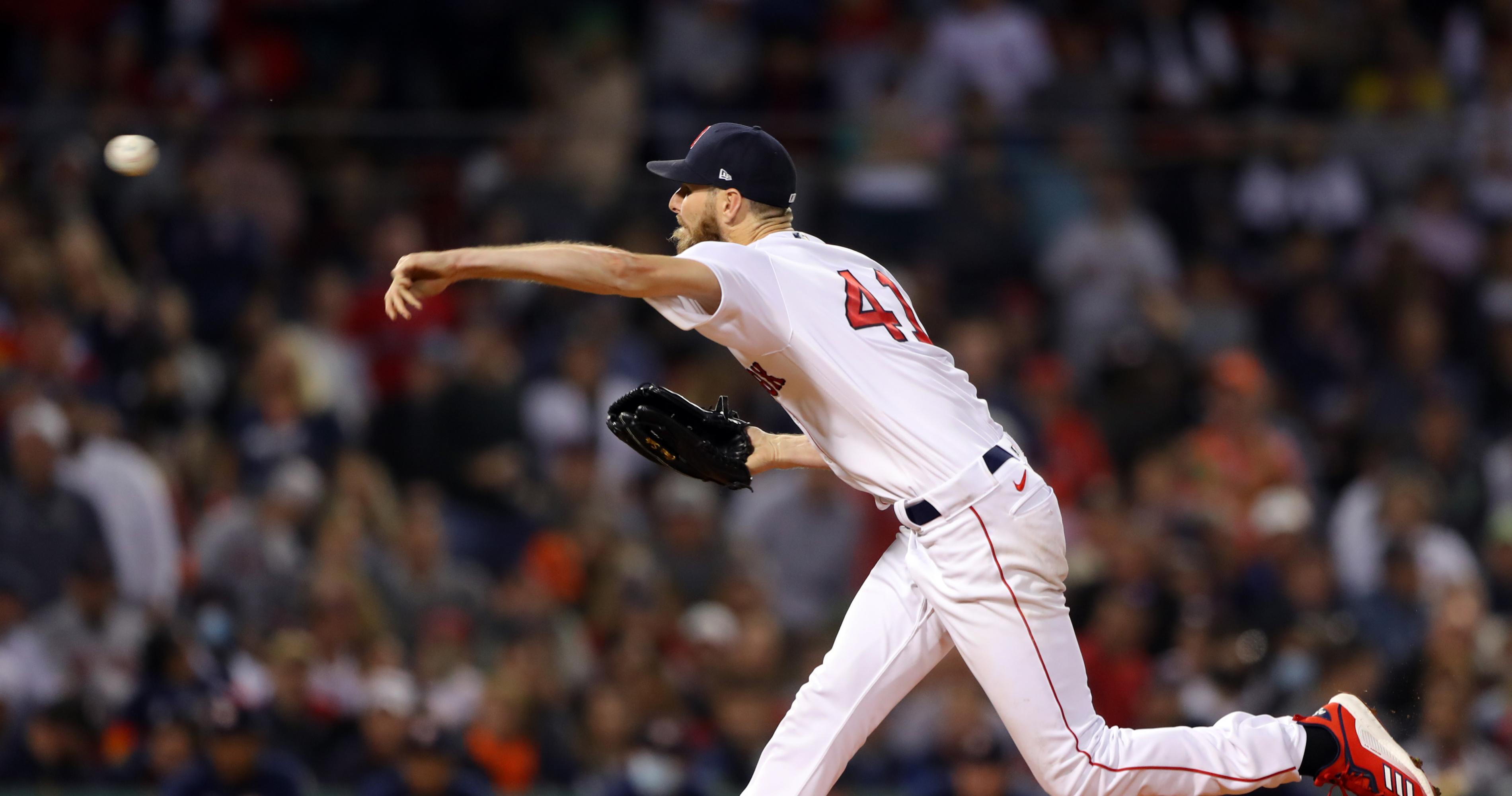 Chris Sale undergoes second MRI and resumes throwing