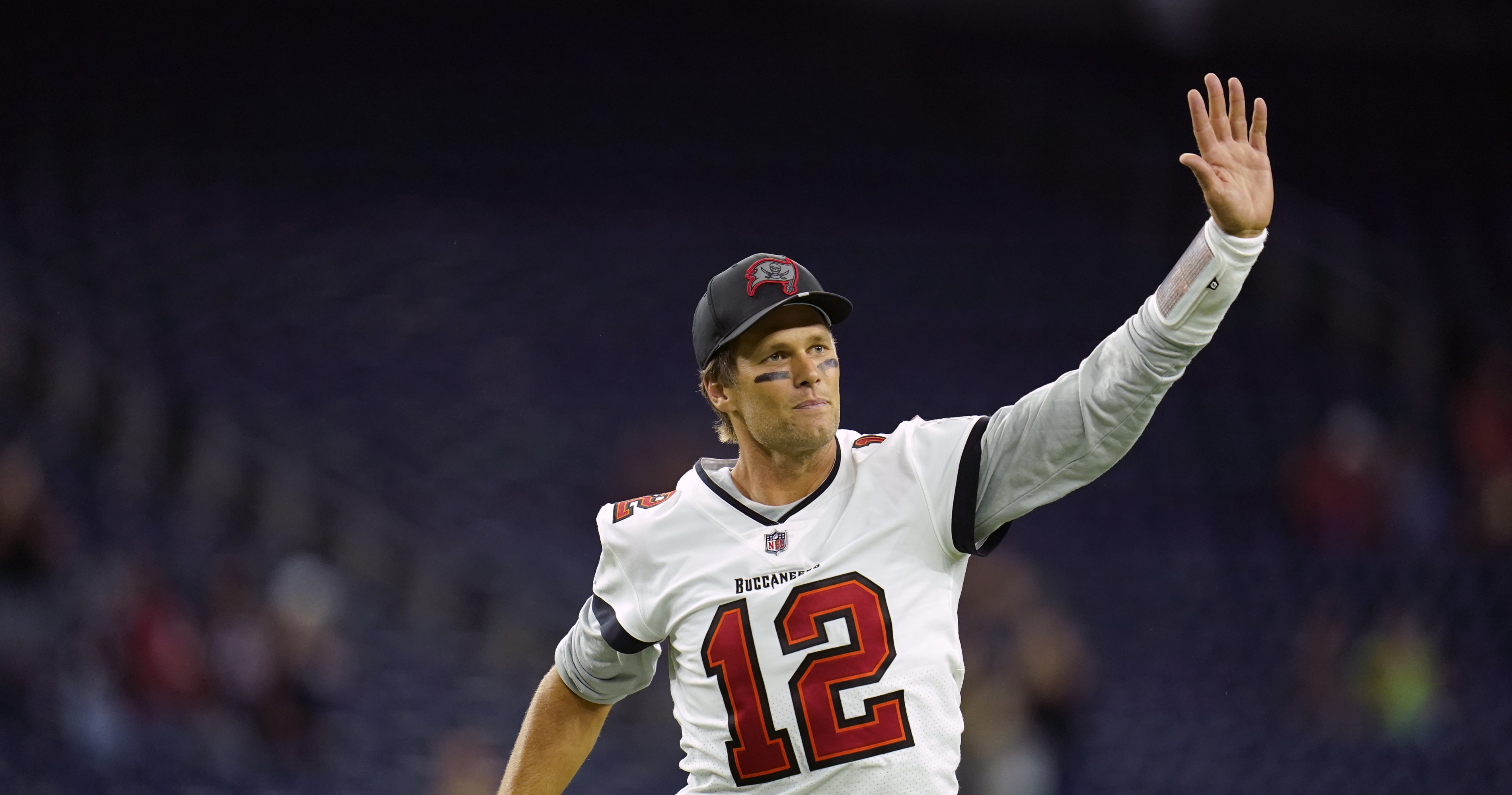 Pro Football Chase™️ on Instagram: Fox Sports is signing Buccaneers' QB Tom  Brady to a 10-year/$375M contract to become its lead NFL game analyst when  he retires, per Andrew Marchand. It's the