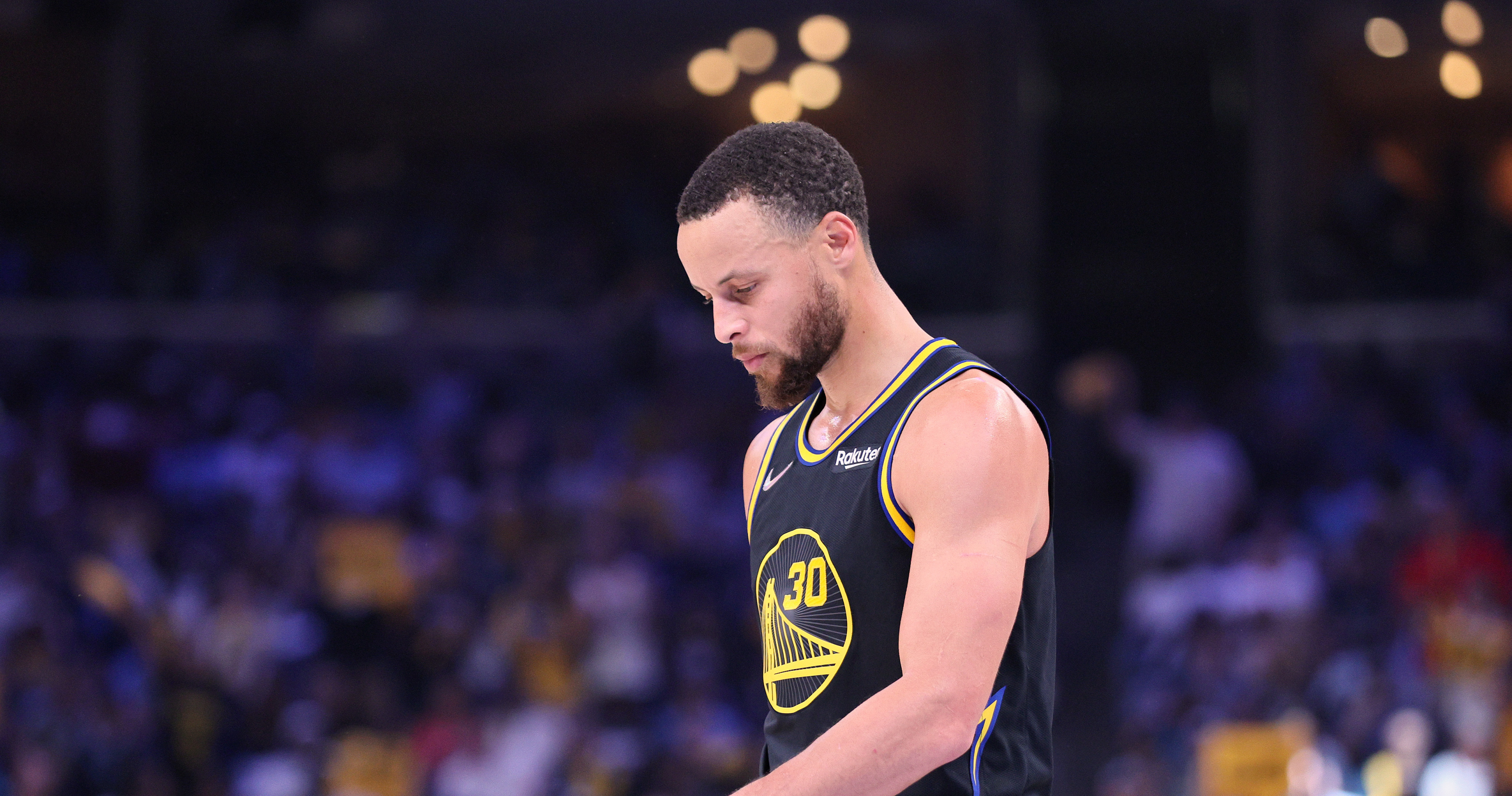 The Warriors' Embarrassing Loss Proves Stephen Curry Isn't Even the MVP of  His Own Team