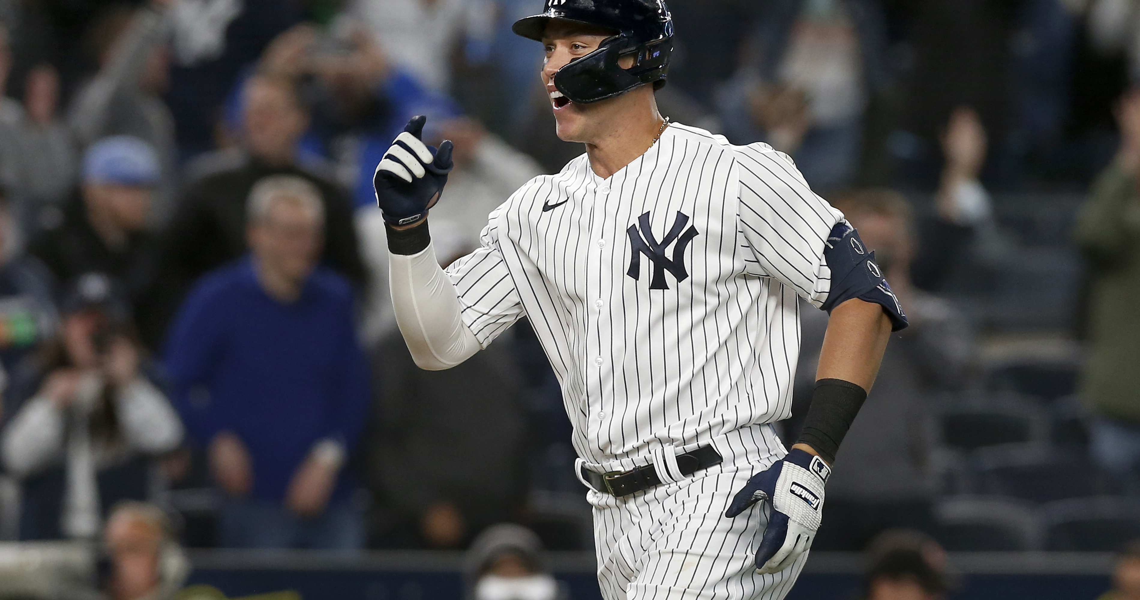 Yankees' Aaron Judge 1st in majors to 40 home runs