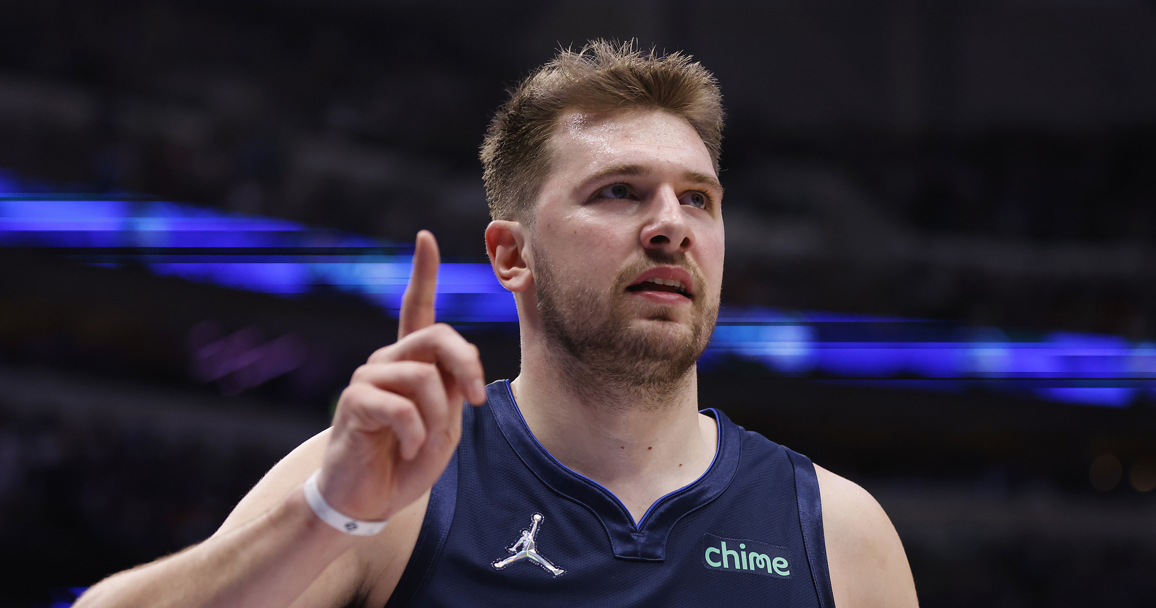 Luka Doncic, Devin Booker's NSFW trash talk during Suns-Mavs clash, leaked:  Story in Bio 🔗