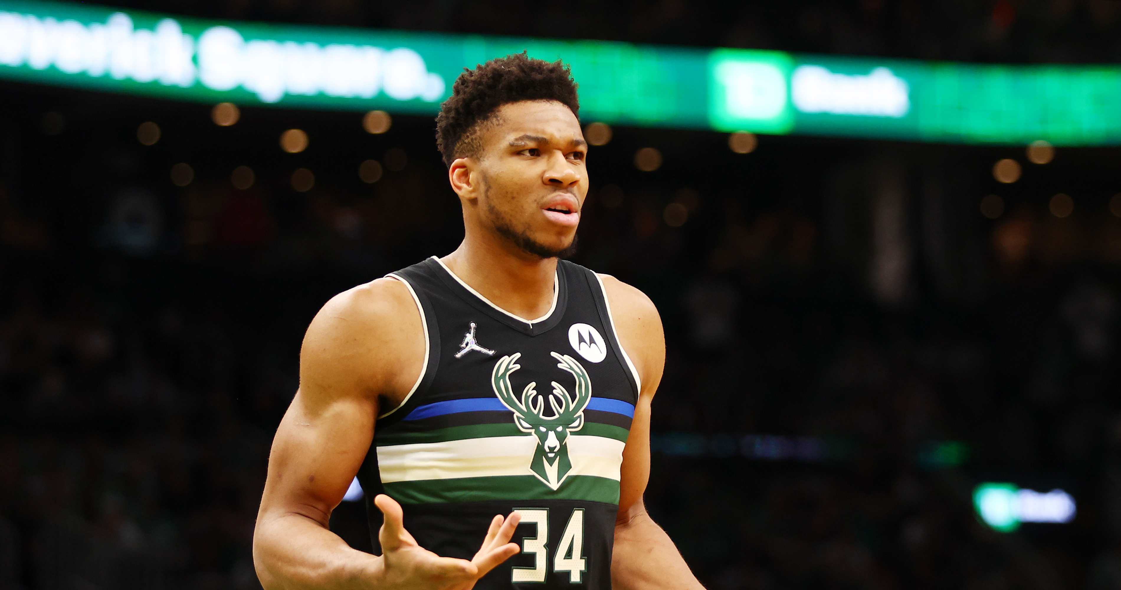 Giannis Runs 'Out of Gas' as Bucks' Supporting Cast Gets Called out for ...