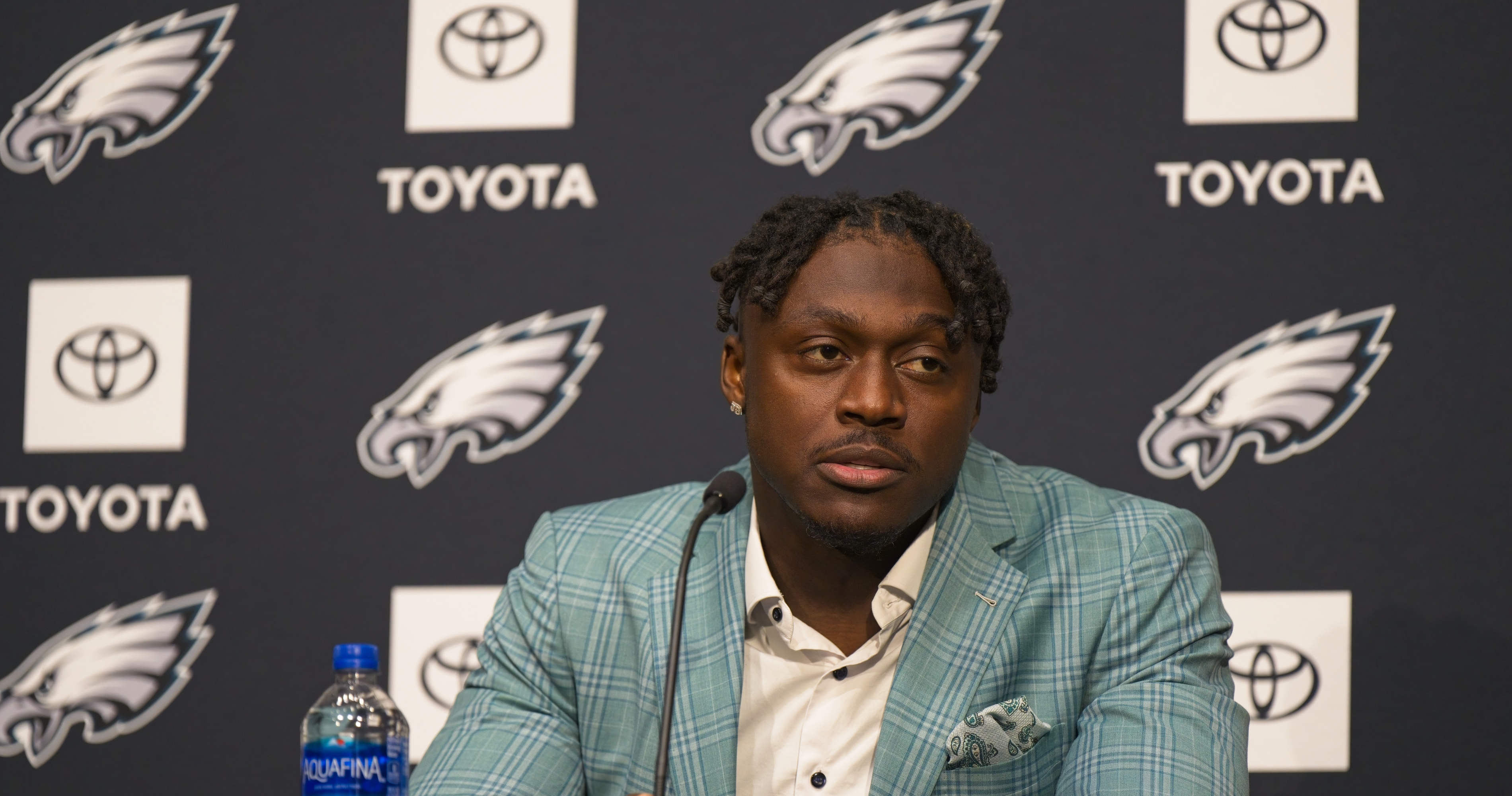 A.J. Brown Releases Statement on Fans Threatening His 'Peace' After