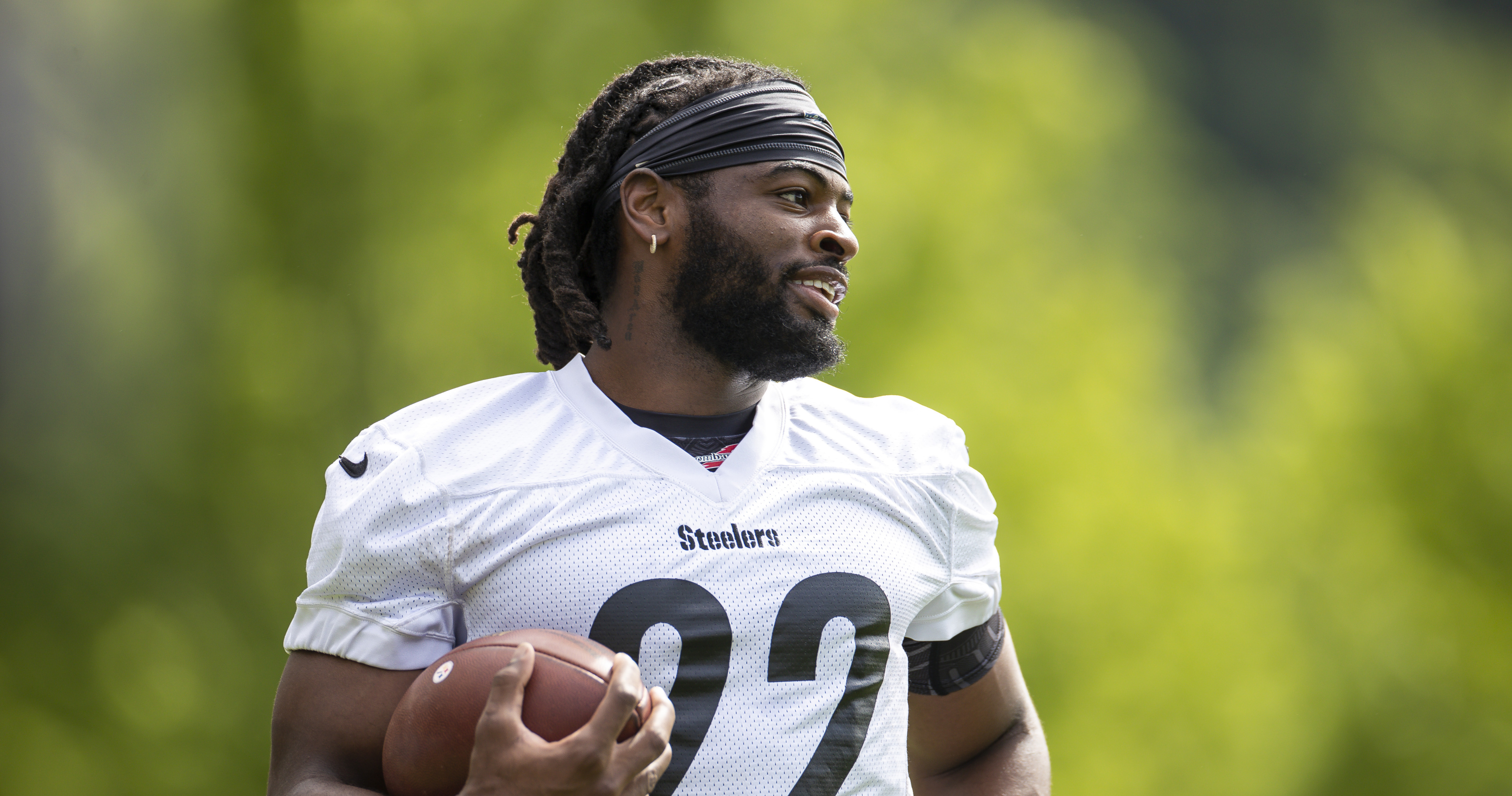 Steelers RB Najee Harris, OLB T.J. Watt On First Top 50 NFL Player Sales  List For 2021 - Steelers Depot