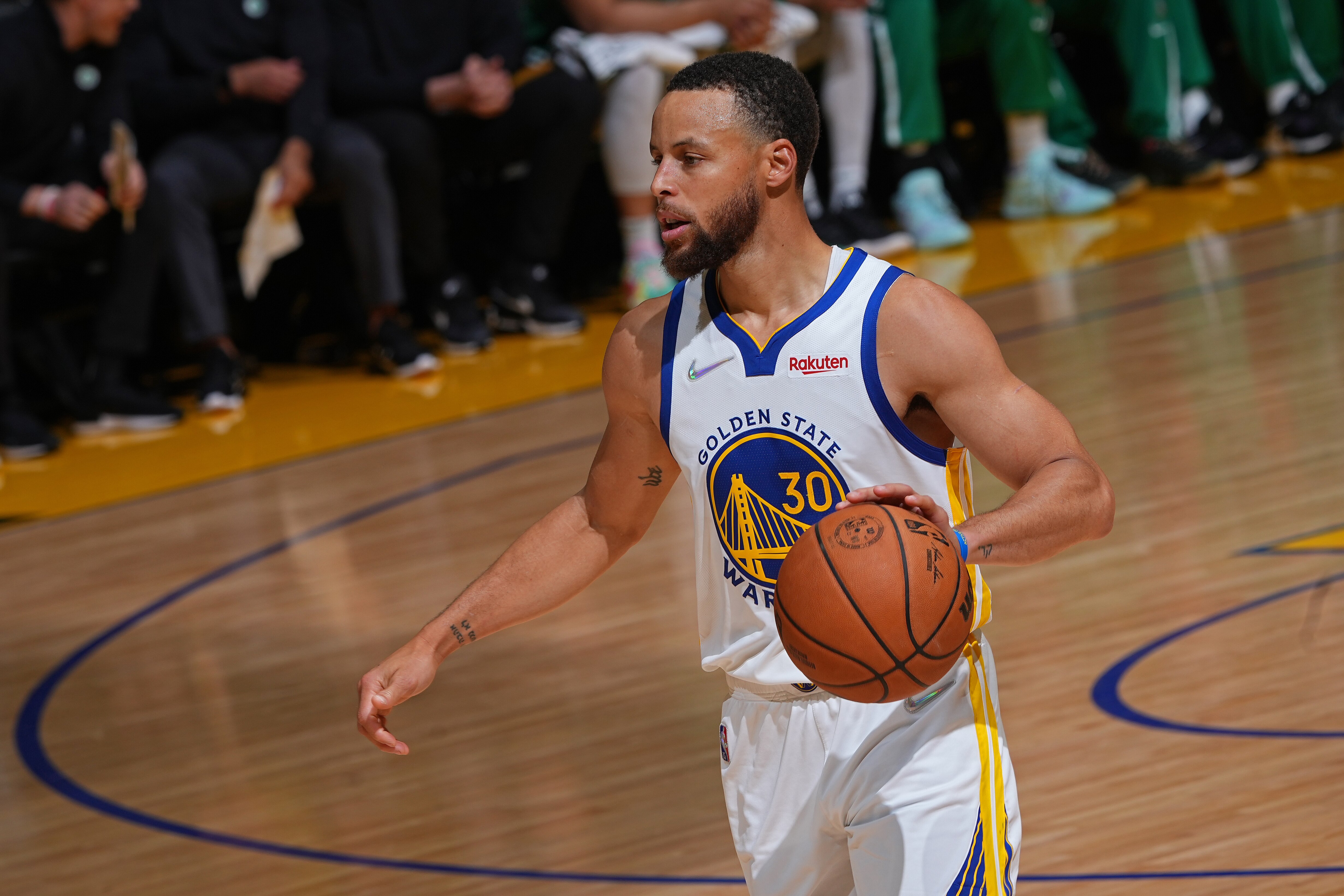Stephen Curry, Warriors Praised for Dominant 3rd Quarter in Game 2 Win over Celtics - Vimarsana News