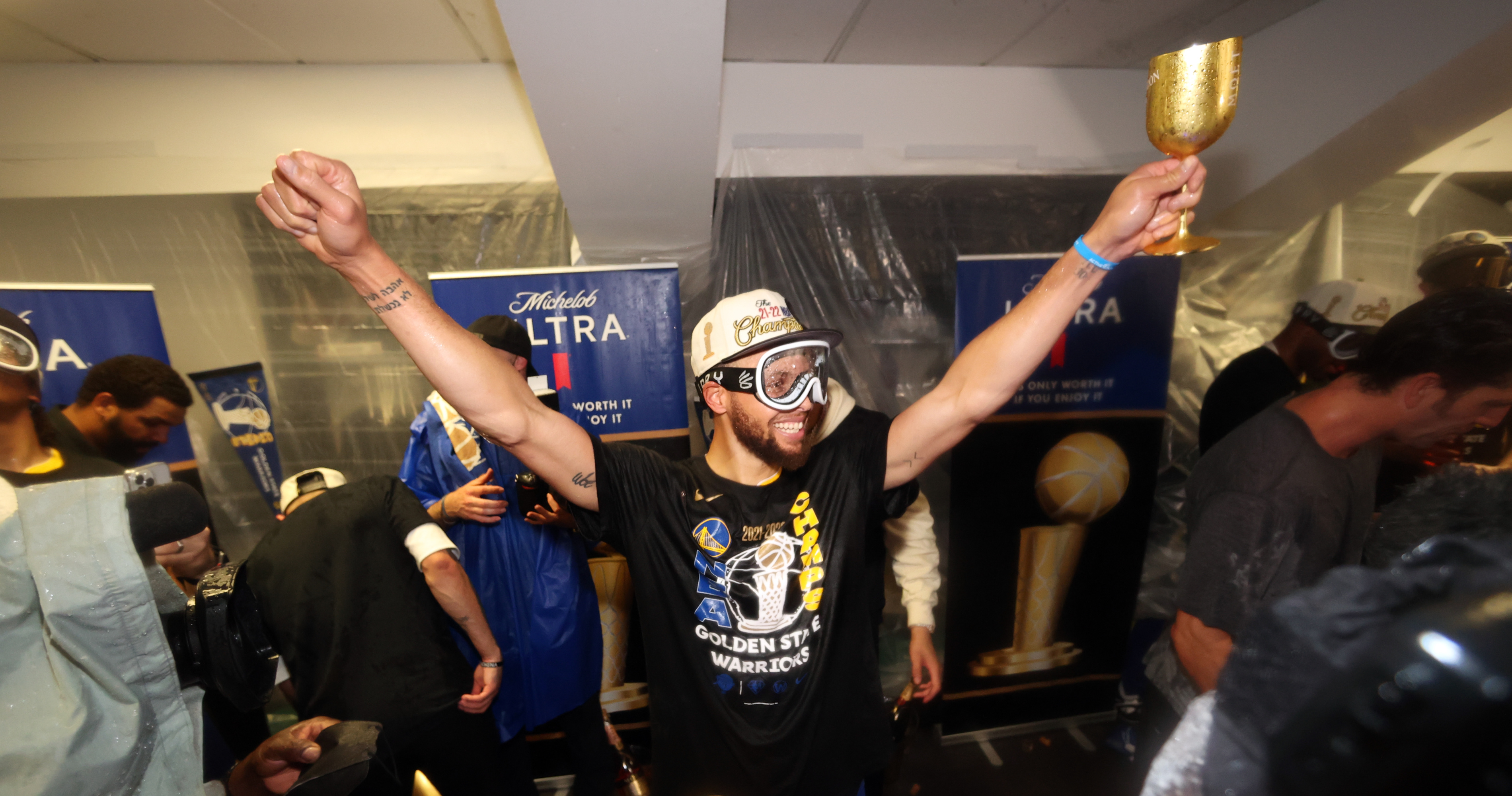 Steph Curry's brilliant Game 4 should silence his haters forever