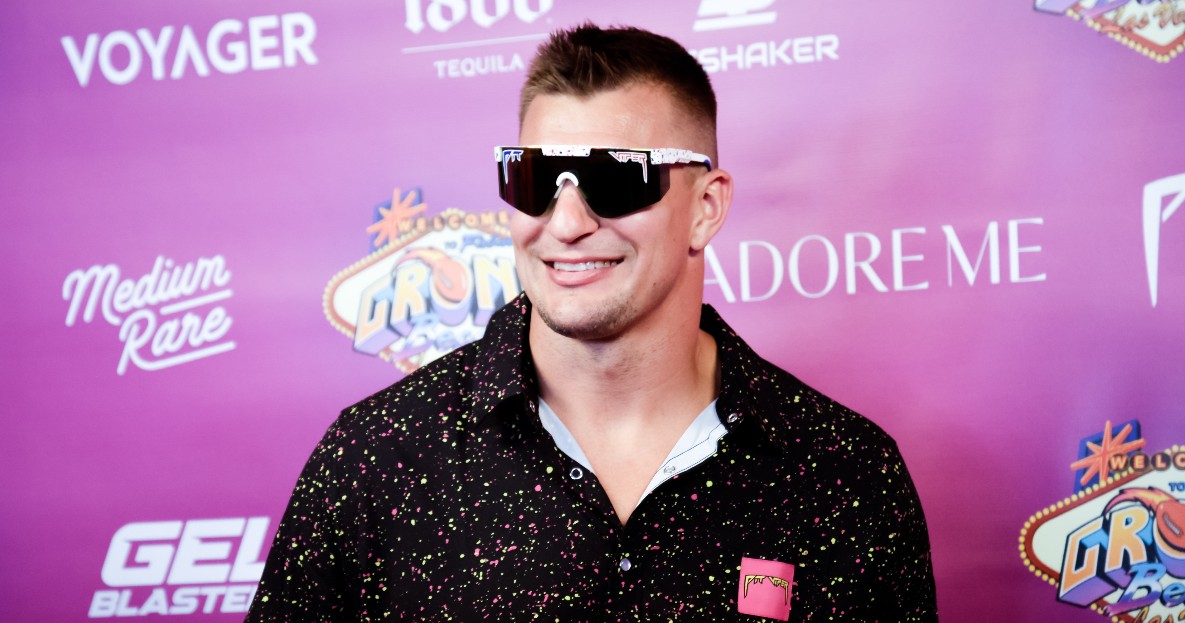 Rob Gronkowski retires from NFL: Buccaneers TE hangs up his cleats for a  second time - DraftKings Network