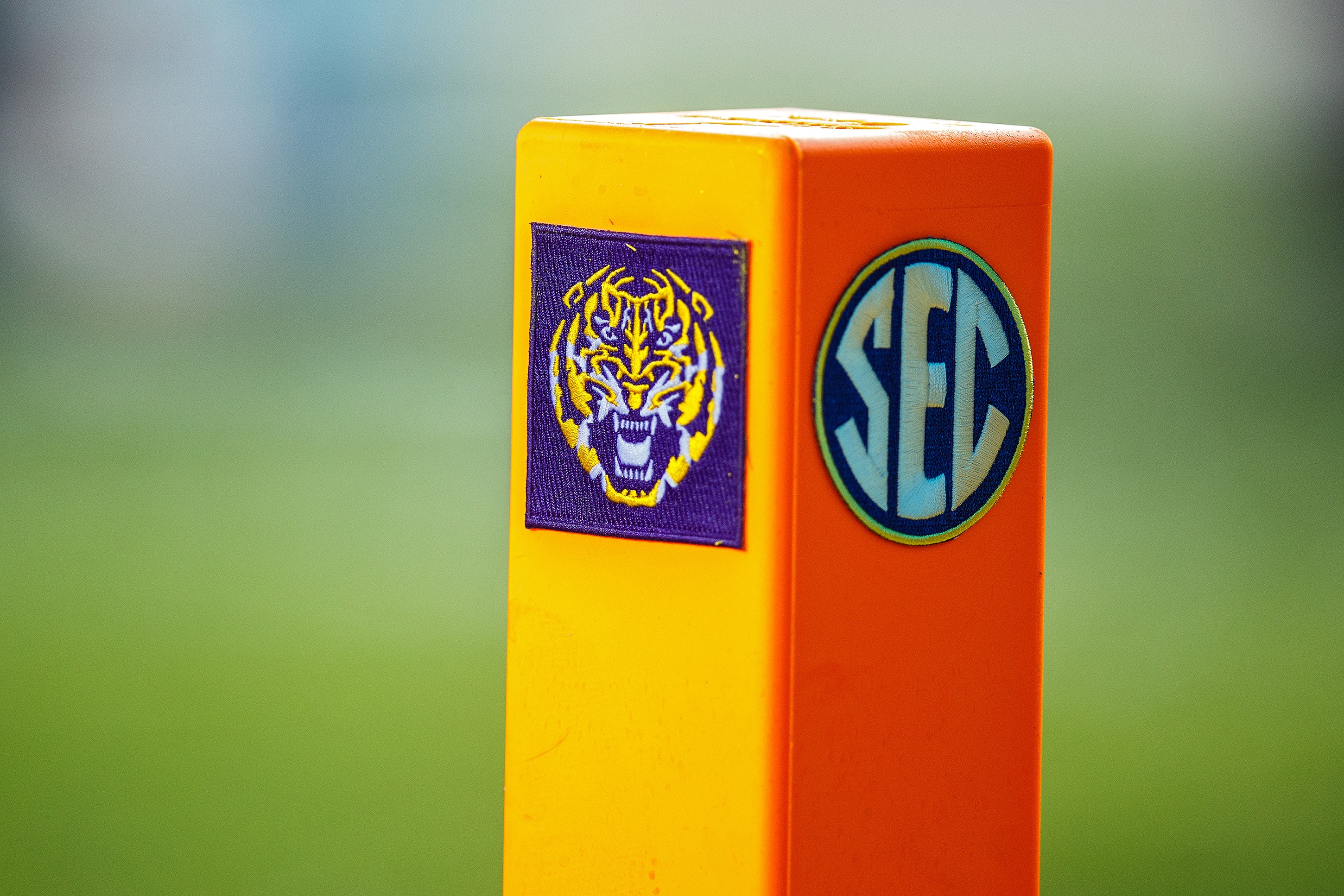 5-Star WR Jalen Brown Commits to LSU over Miami - Vimarsana News
