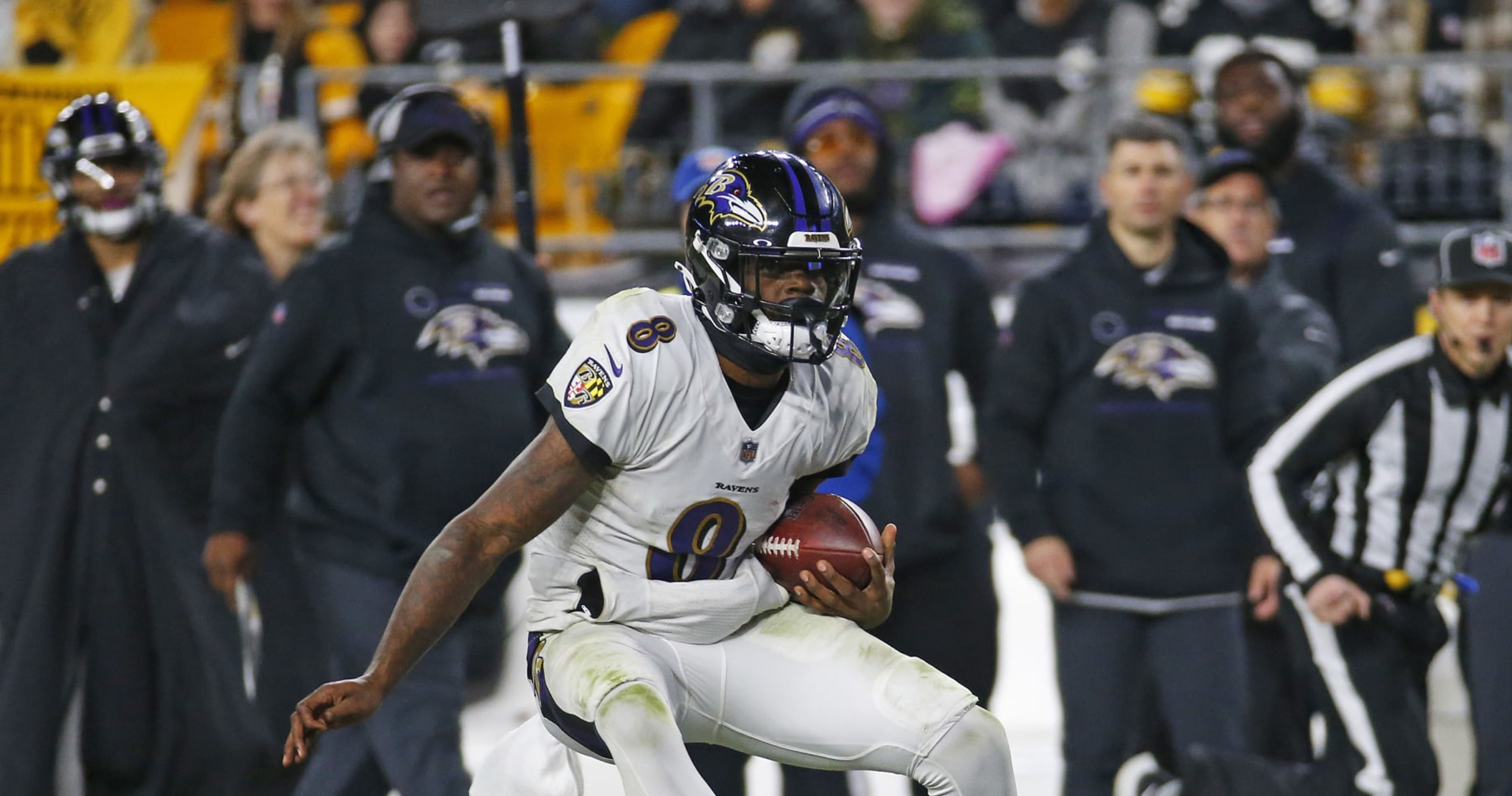 Ravens' Lamar Jackson moves into fifth in NFL history for rushing yards by  a quarterback