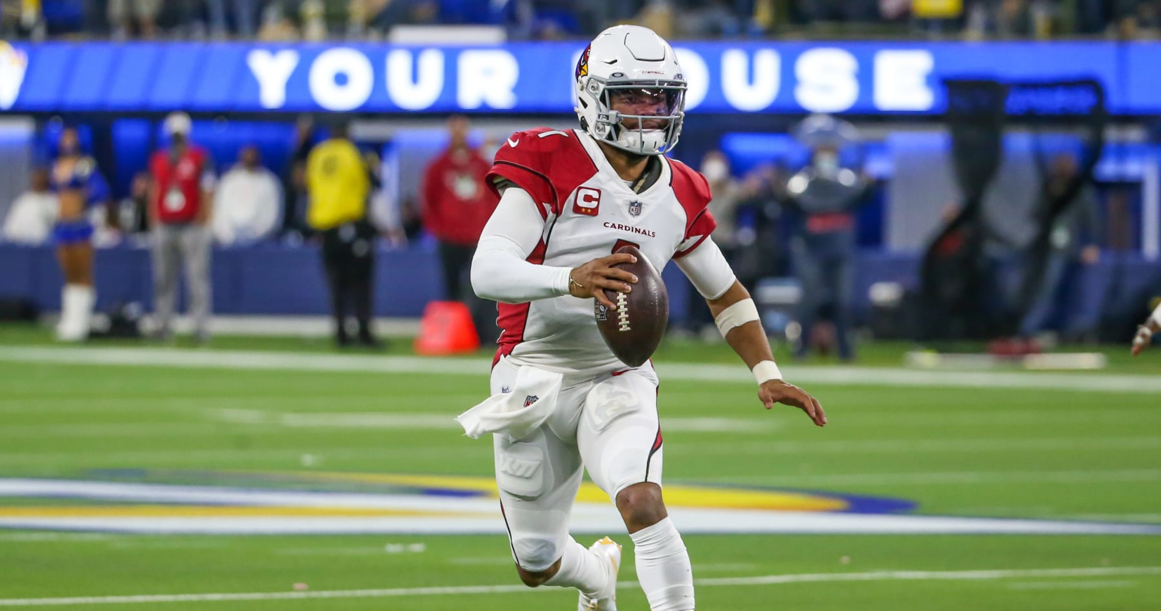 Kyler Murray replaces kid's lost autographed jersey