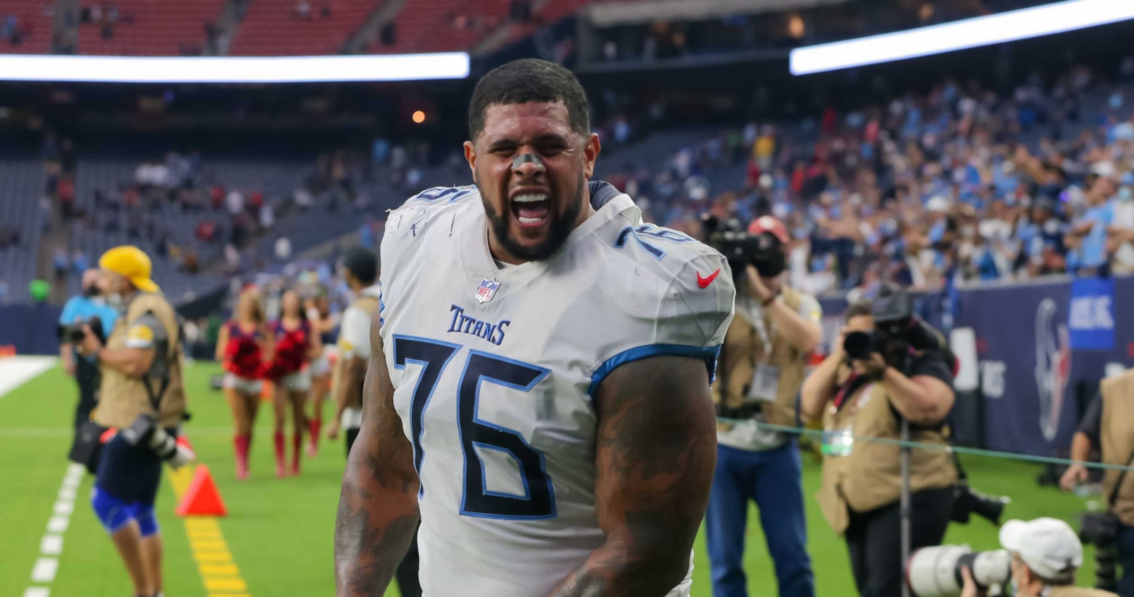 Rodger Saffold: Breaking News, Rumors & Highlights