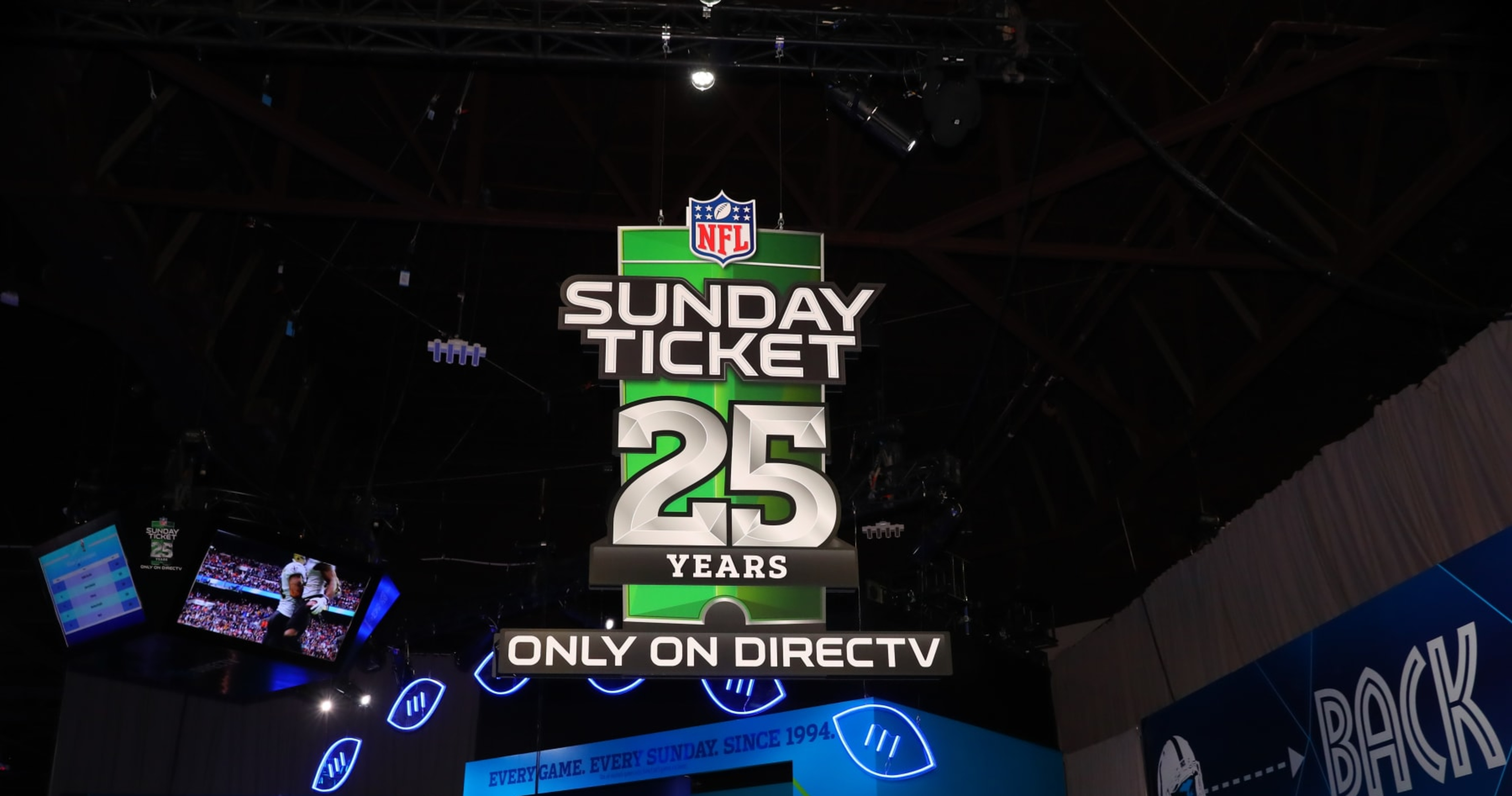Google's   Grabs NFL Sunday Ticket in Seven-Year Deal - IMDb