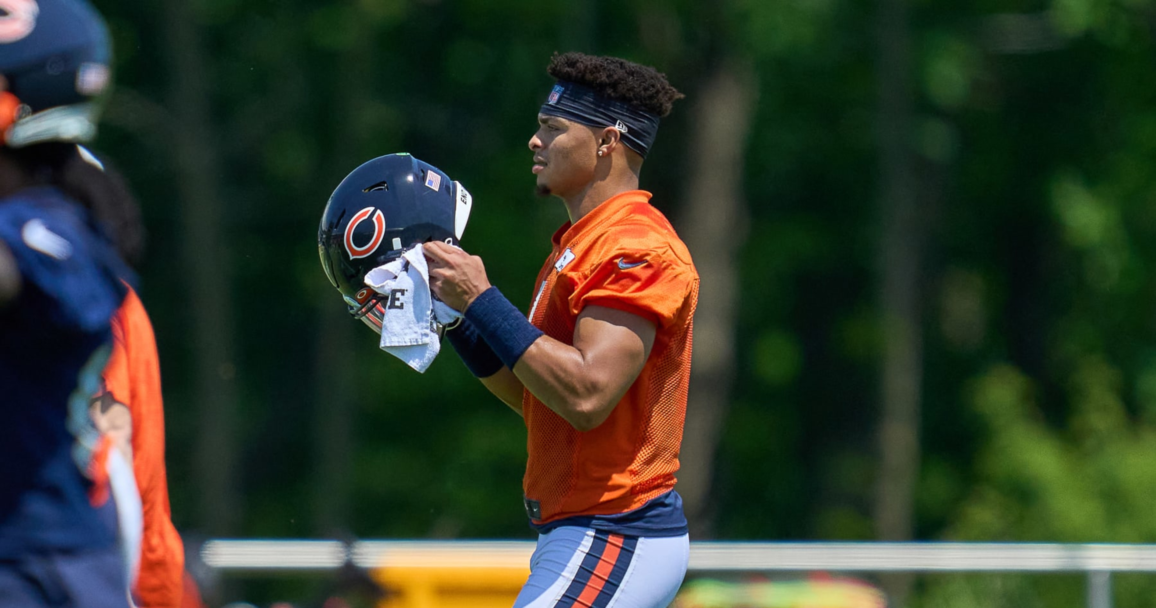 Justin Fields is everything the Chicago Bears have never had at QB 