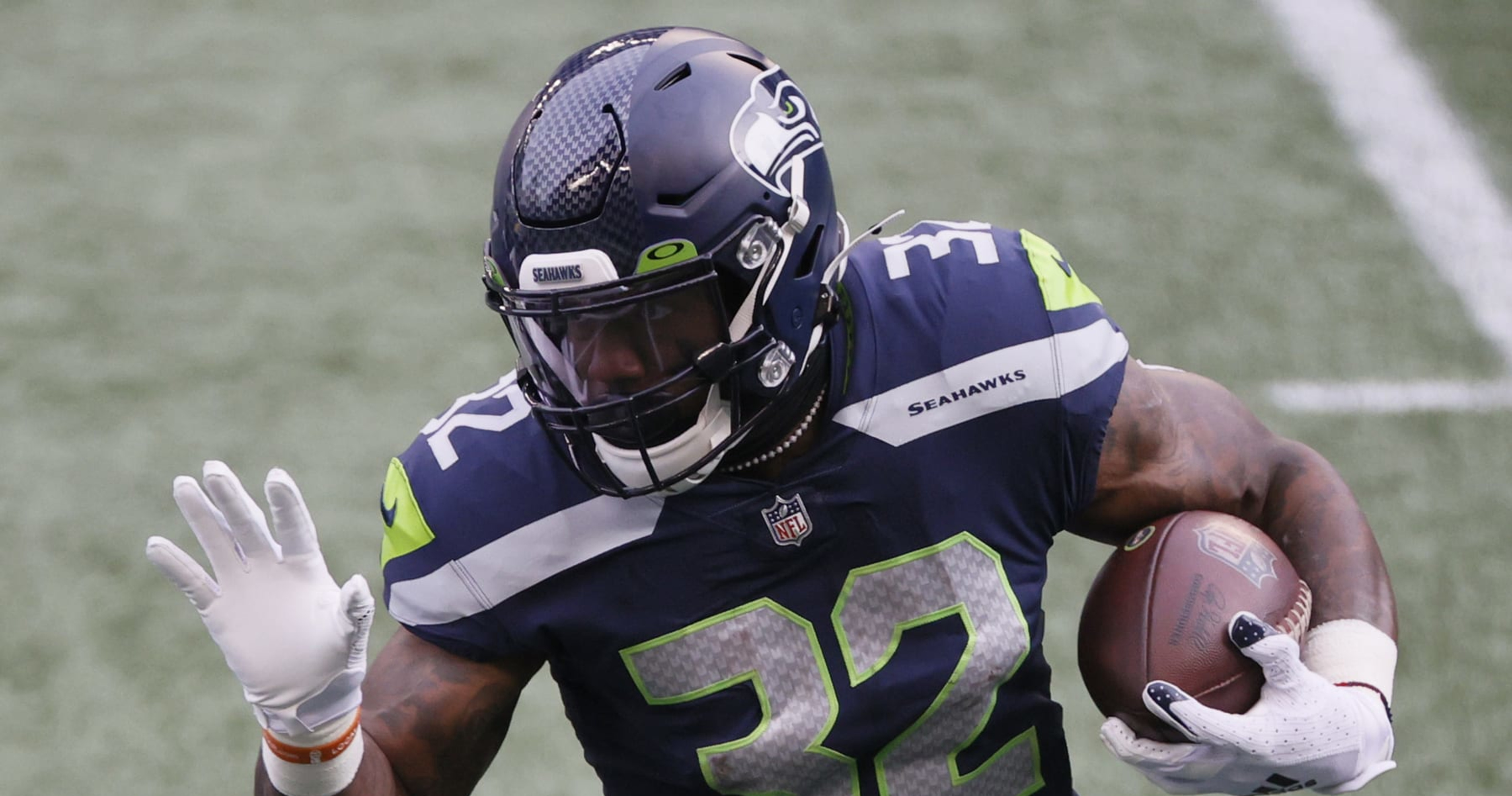 Chris Carson: Seattle Seahawks running back to retire from NFL aged 27 due  to neck injury, NFL News