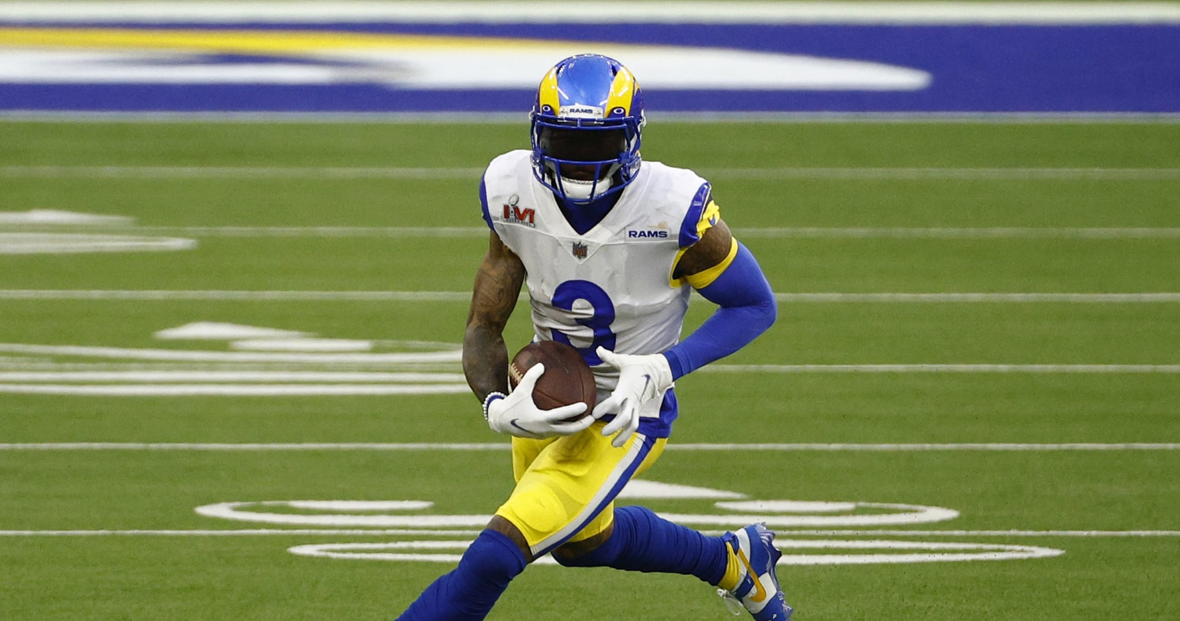 Odell Beckham Jr. #3 of the Baltimore Ravens looks on as he warms up  News Photo - Getty Images