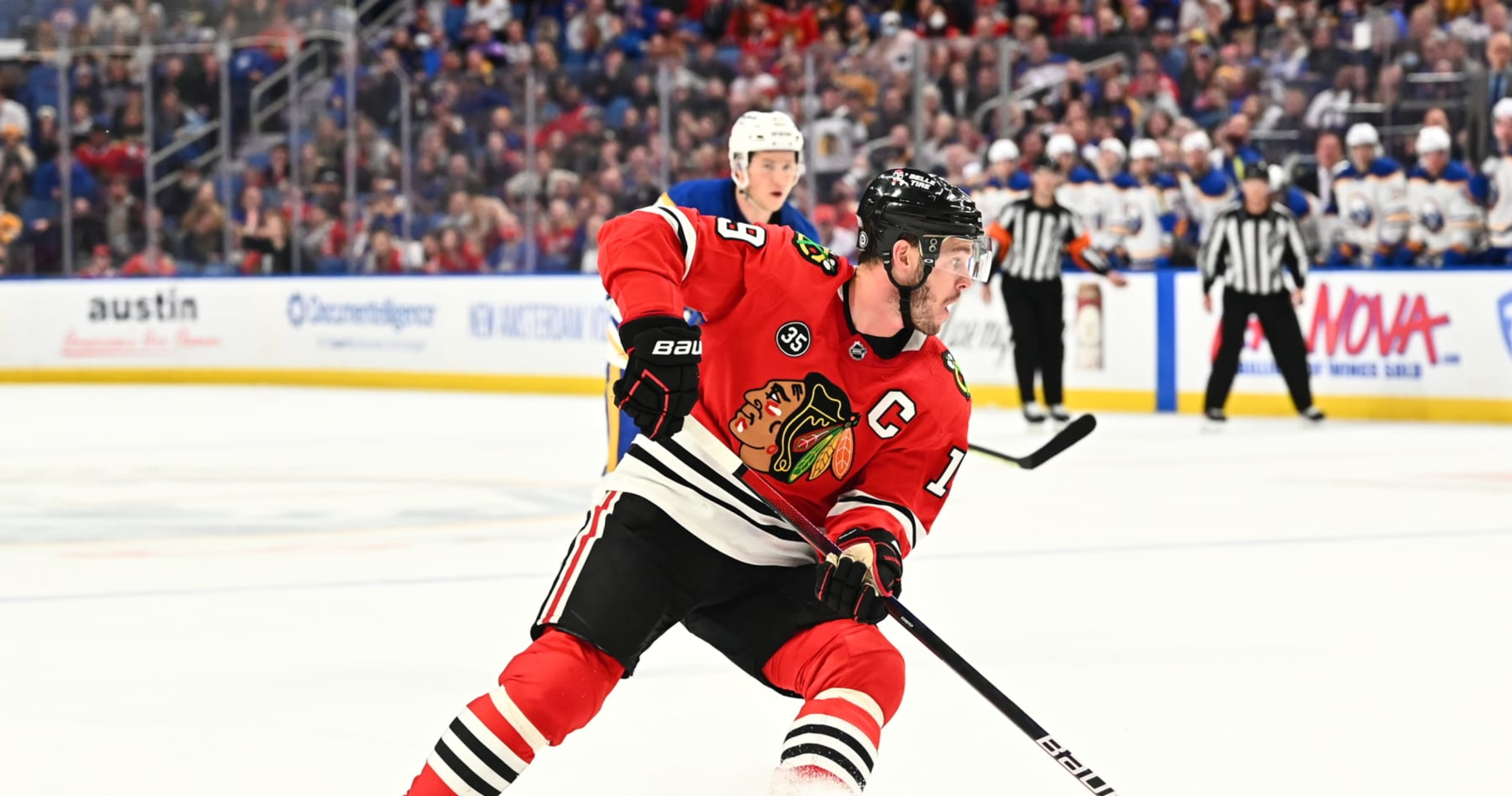 Top Trades, Landing Spots for Chicago Blackhawks Captain Jonathan Toews