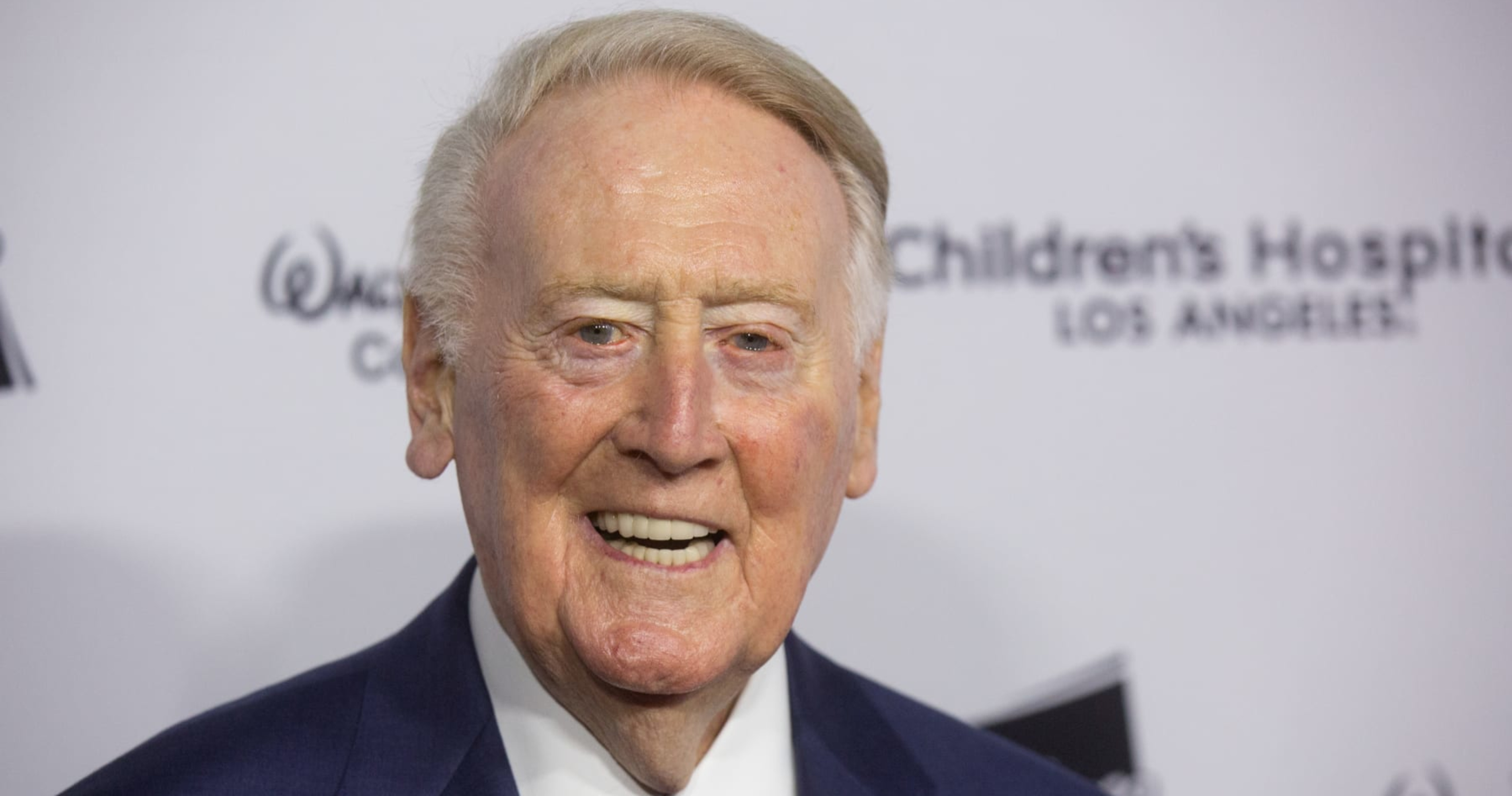 Vin Scully, Hall of Fame Dodgers, MLB Broadcaster, Dies at Age 94