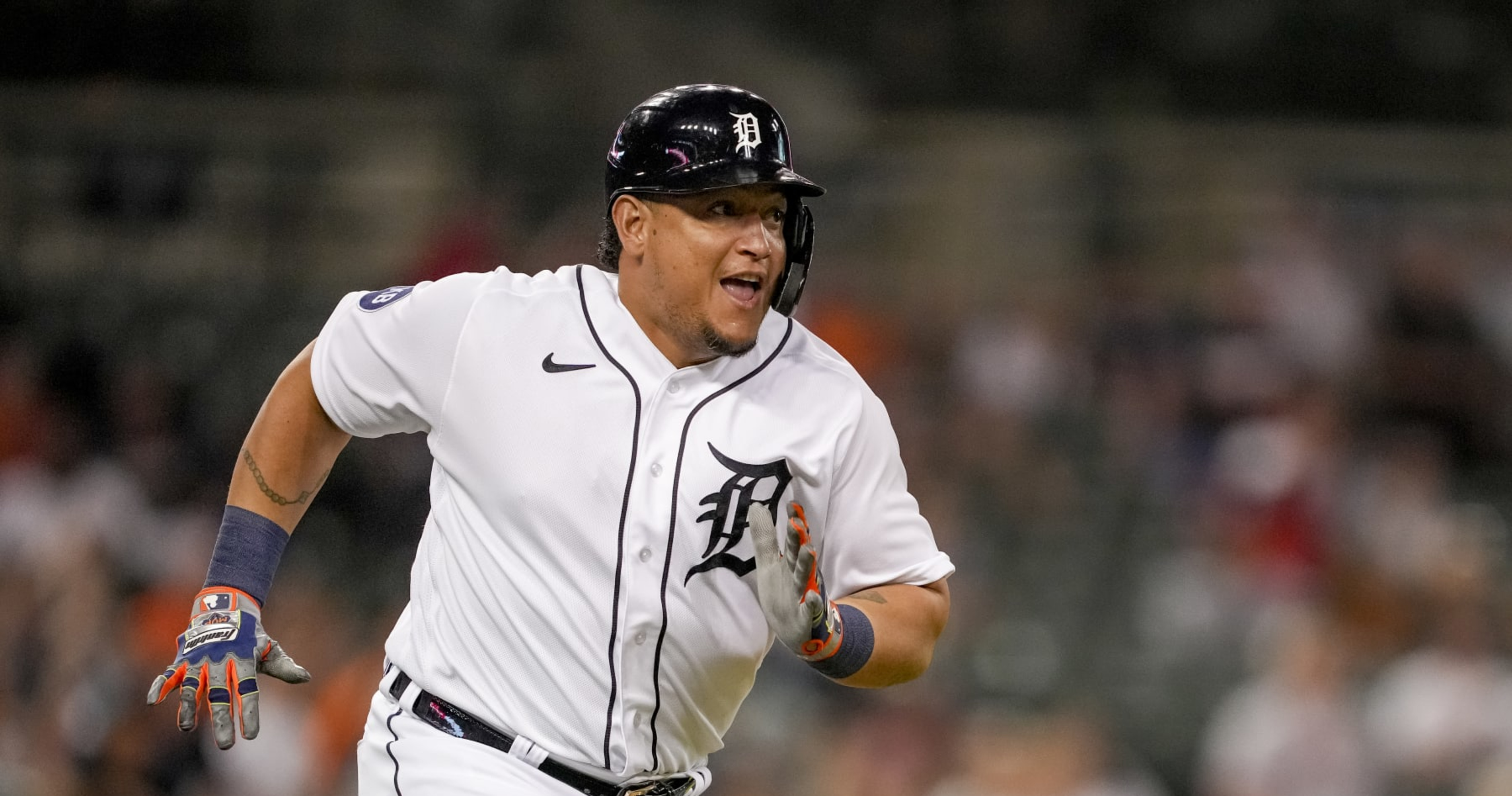 Miguel Cabrera's legendary career officially comes to an end 👏 🐐 (via  @tigers)
