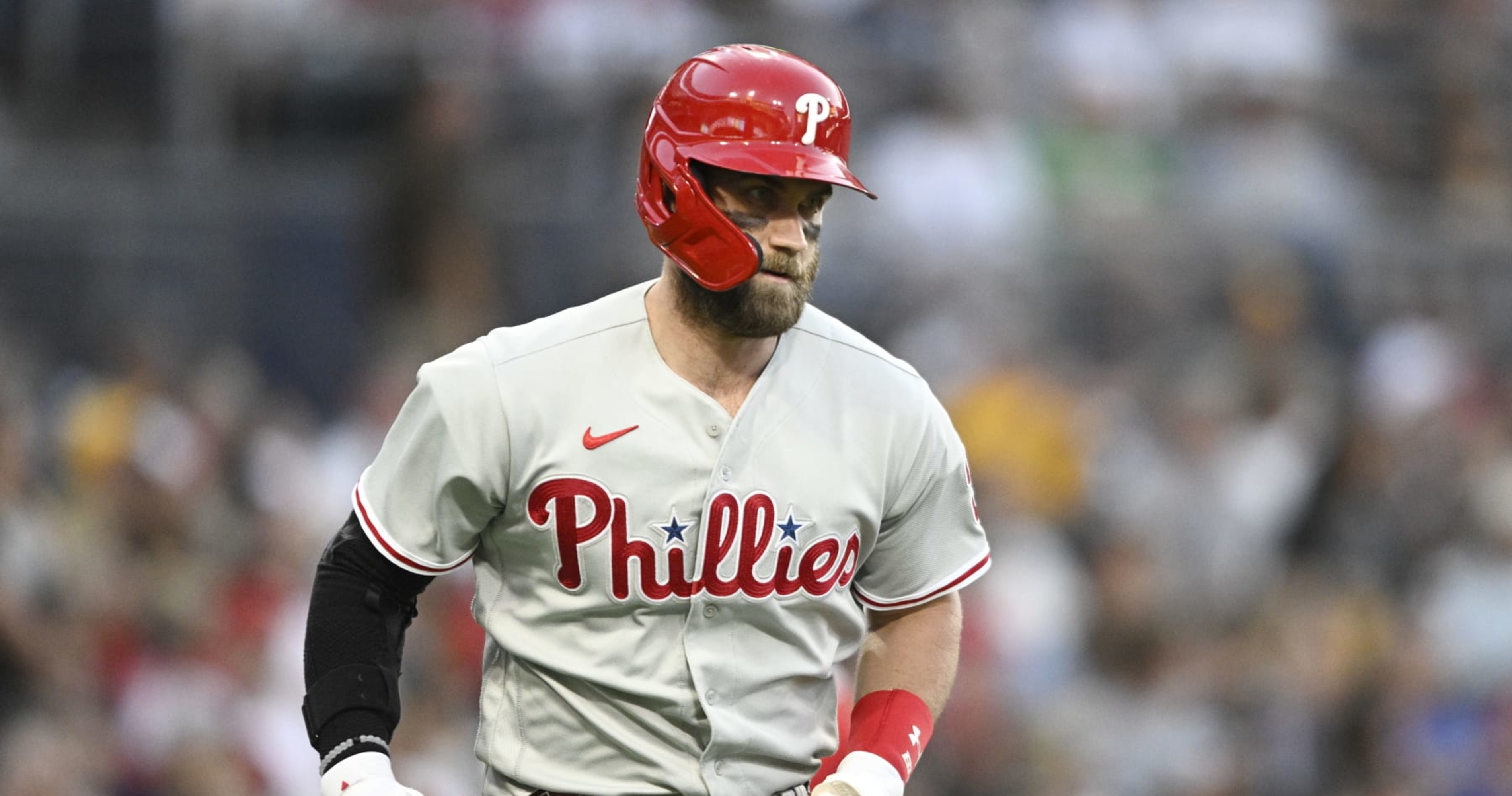 Phillies’ Bryce Harper Says He Hopes to Return from Thumb Injury in September