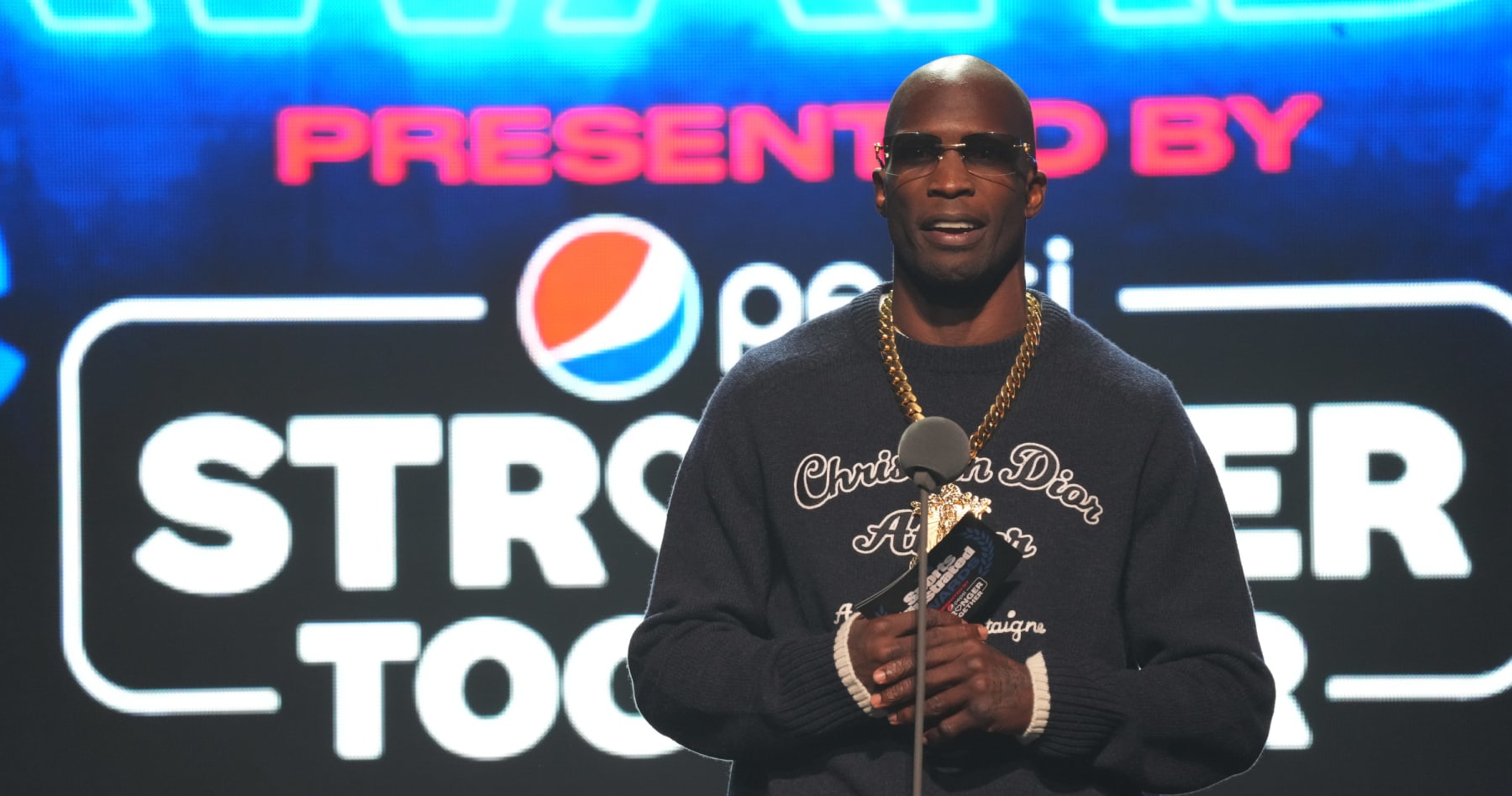 Chad Ochocinco leaves $260 tip as tribute for 260-yard effort in 2006