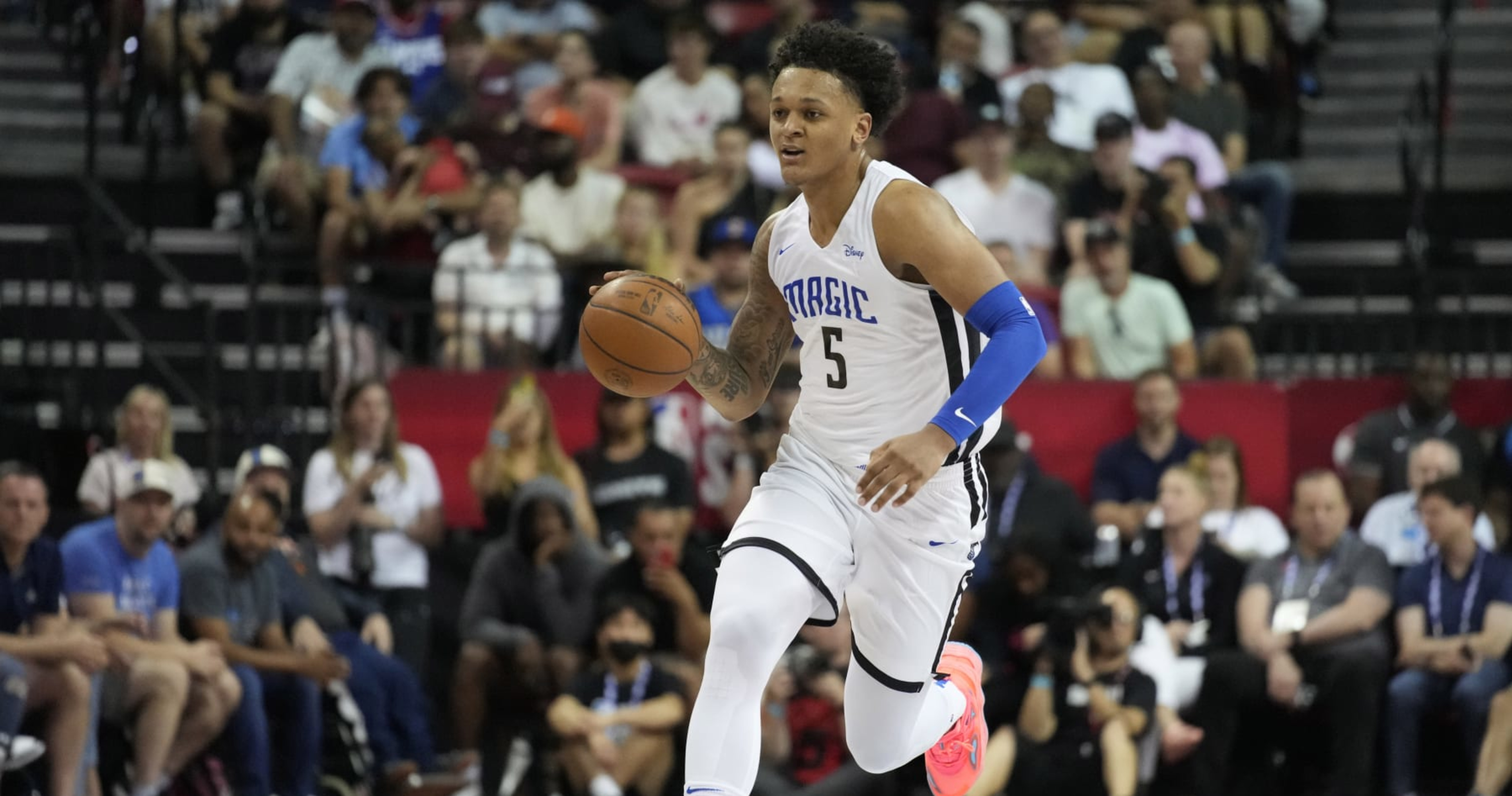 Paolo Banchero Responds to Dejounte Murray after Getting Faked out in Viral Video thumbnail