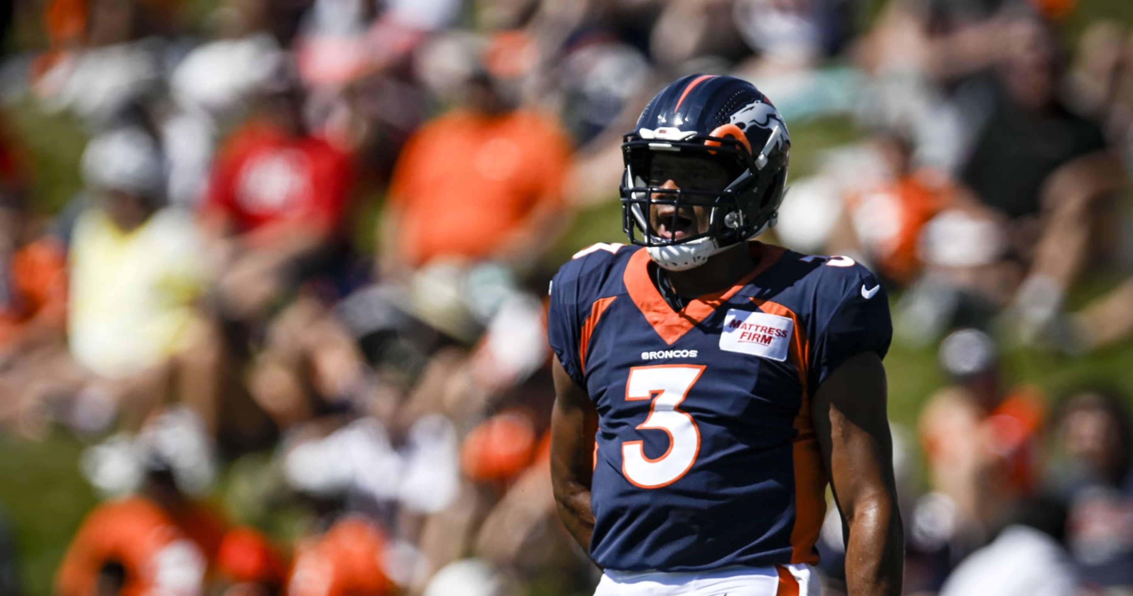 Russell Wilson gets five-year, $245M extension from Broncos