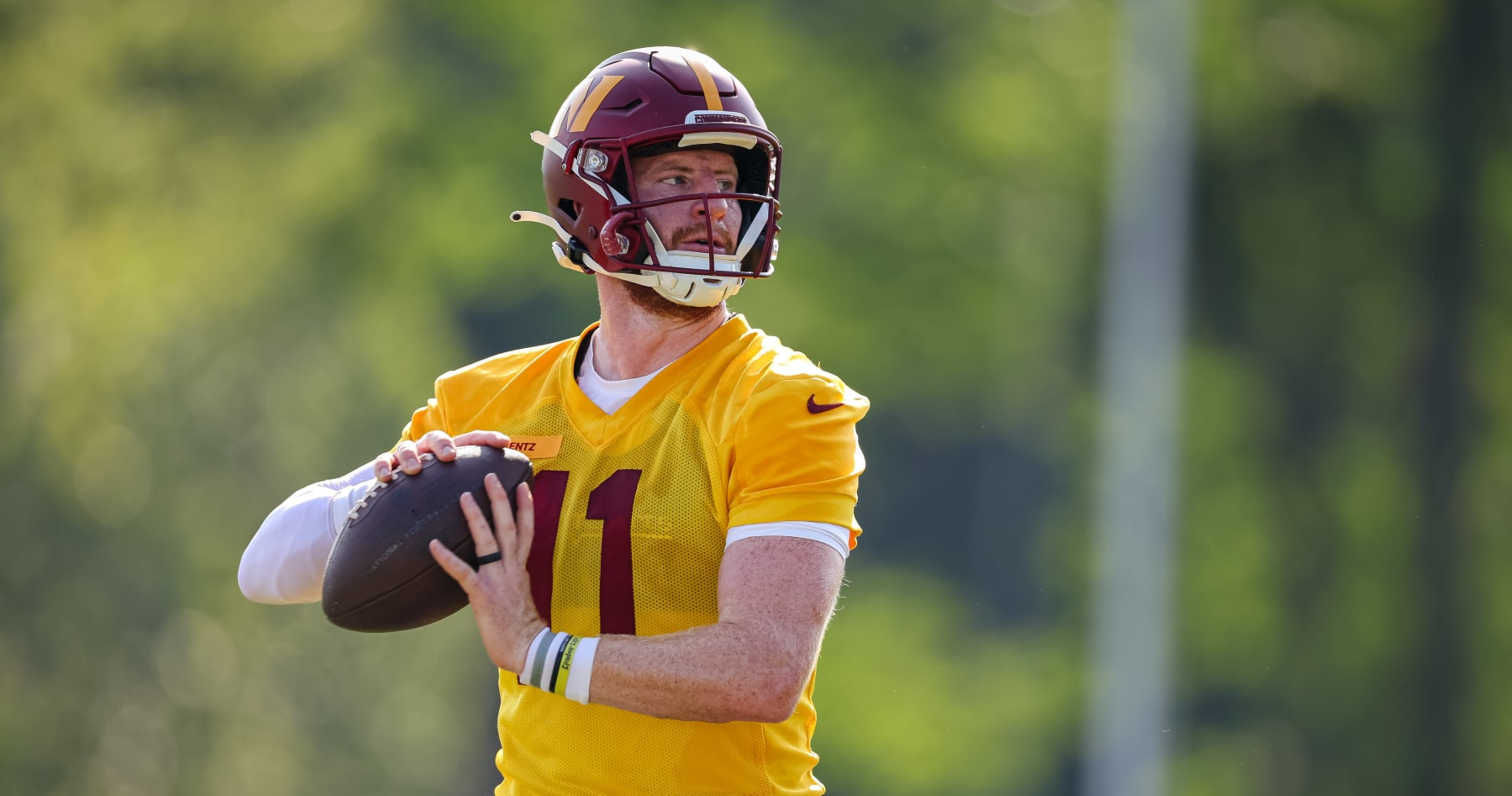 Commanders LOOK: Carson Wentz Training in Washington Jersey