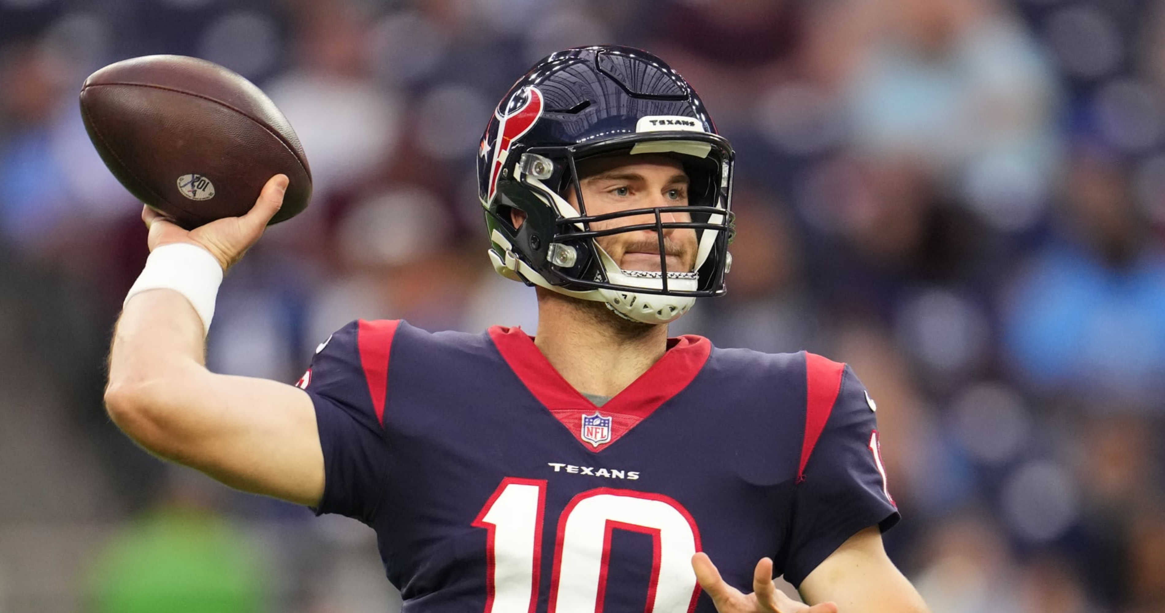 QB Davis Mills Says Texans Are 'Ready to Go out and Shock the