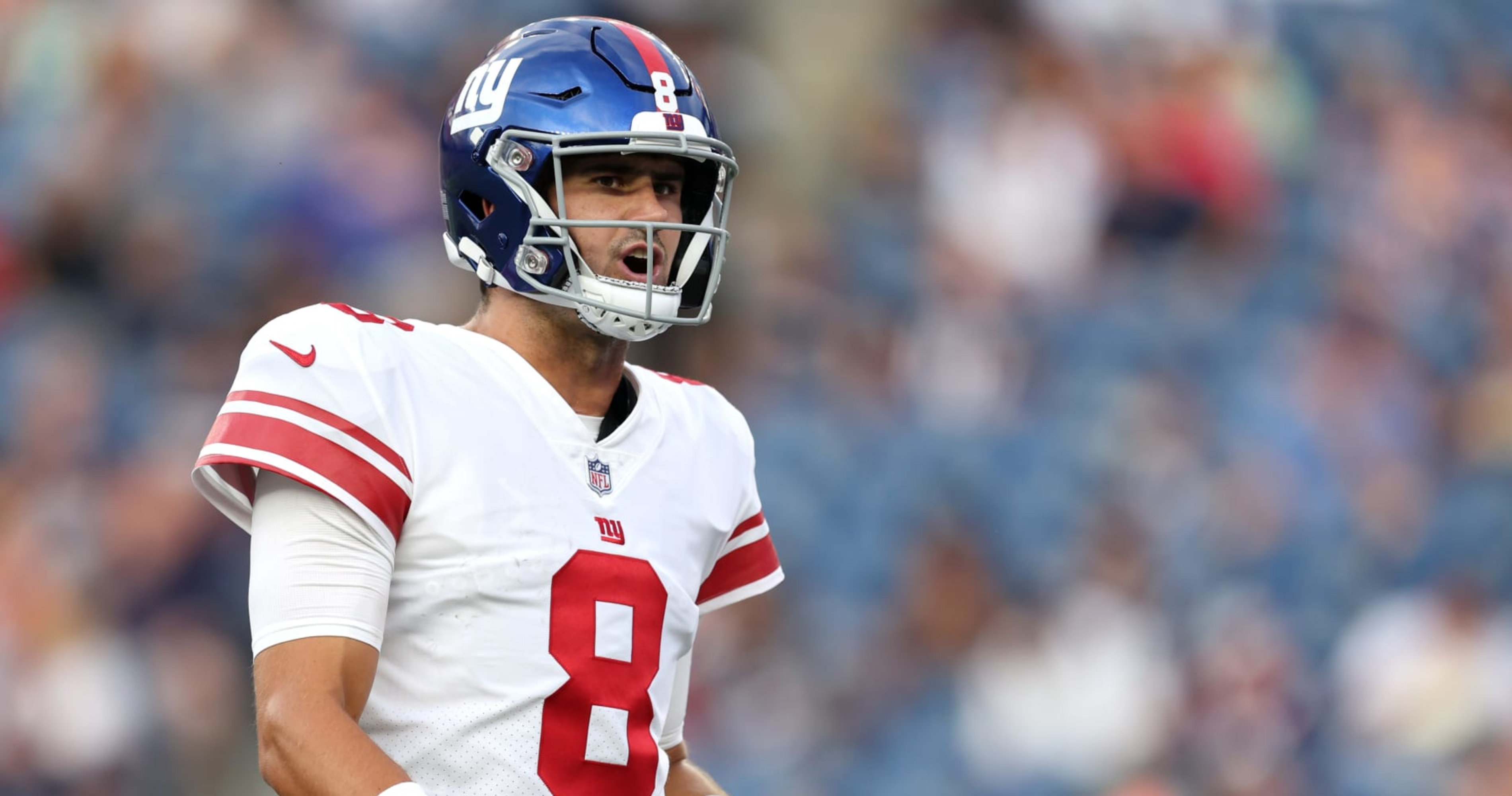 Giants' Daniel Jones 'Fine' After Undergoing Surgery on Neck Injury in ...