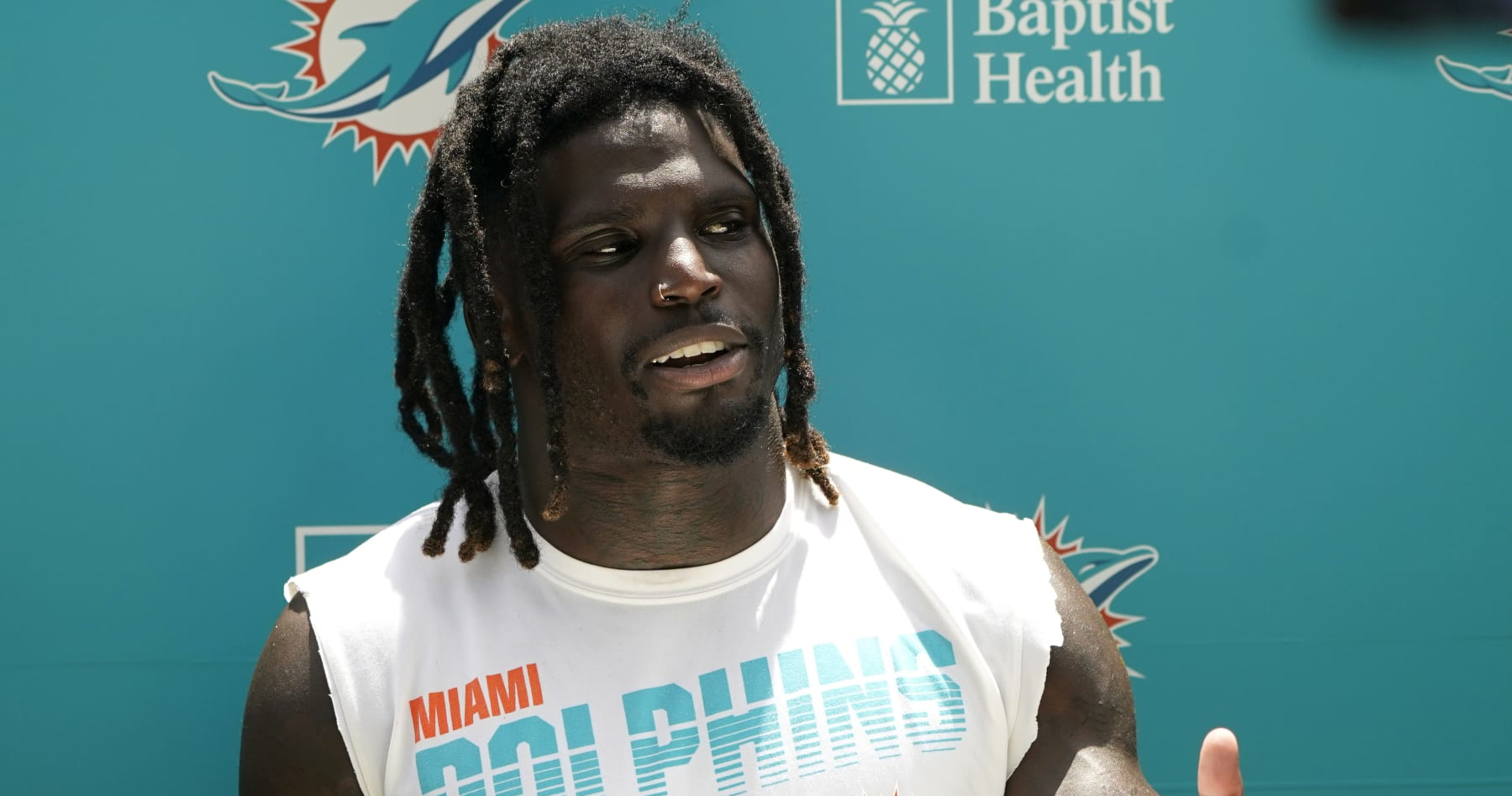 tyreek hill miami dolphins