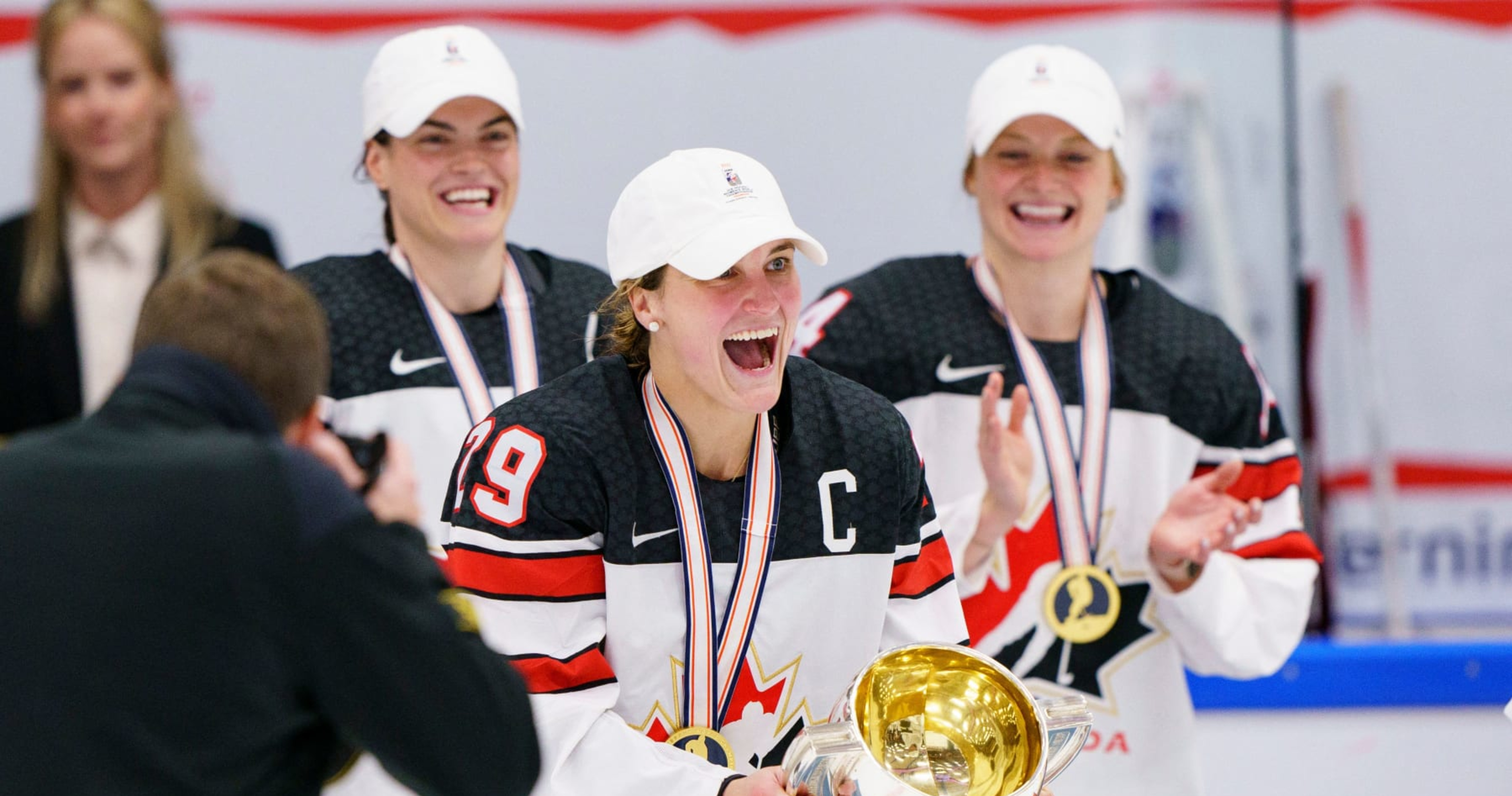 Canada Defeats USA to Win Gold at Women's Hockey World Championship