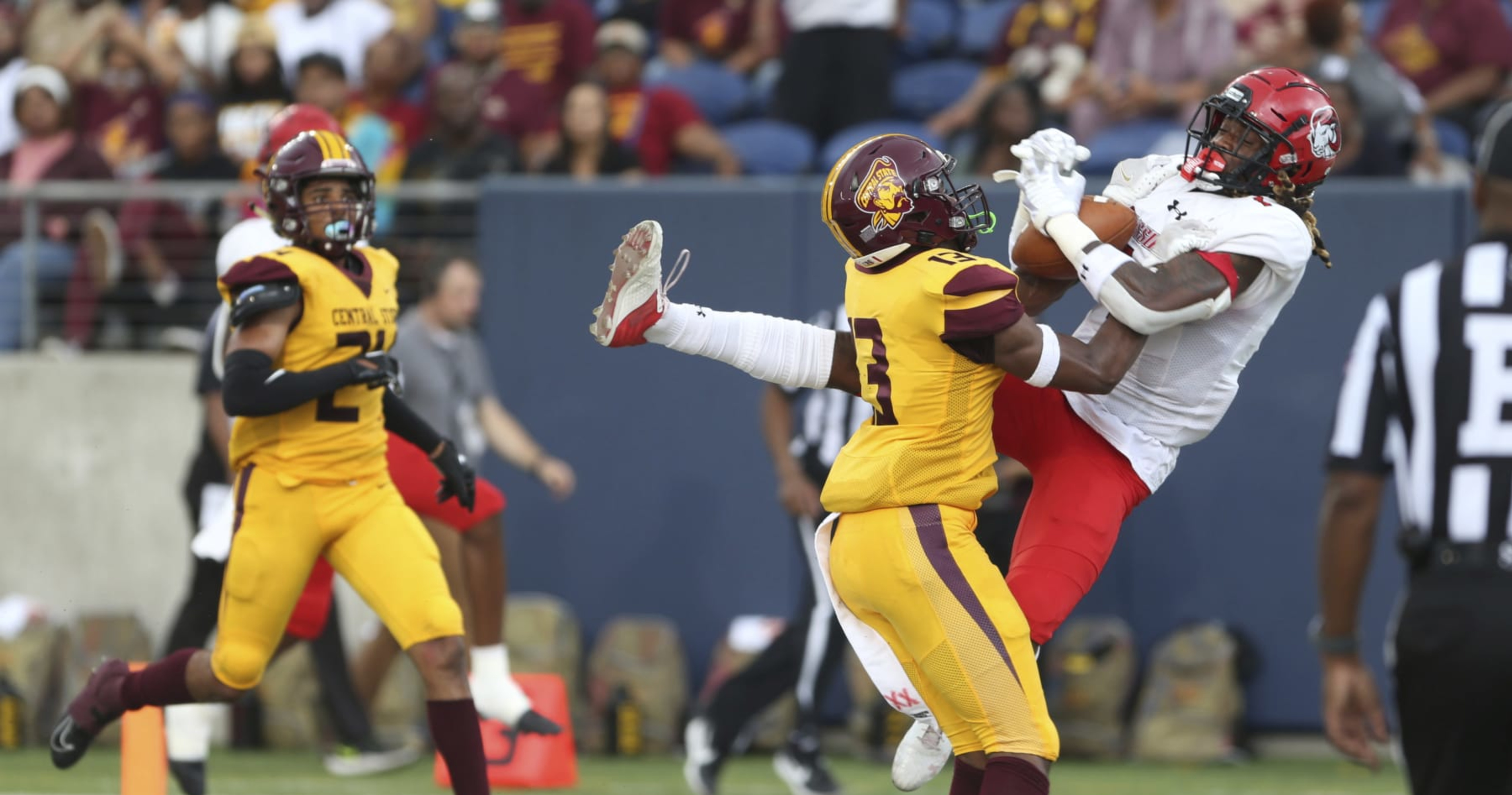 Central State Routs Winston Salem State In 2022 Black Cfb Hall Of Fame Classic News Scores 