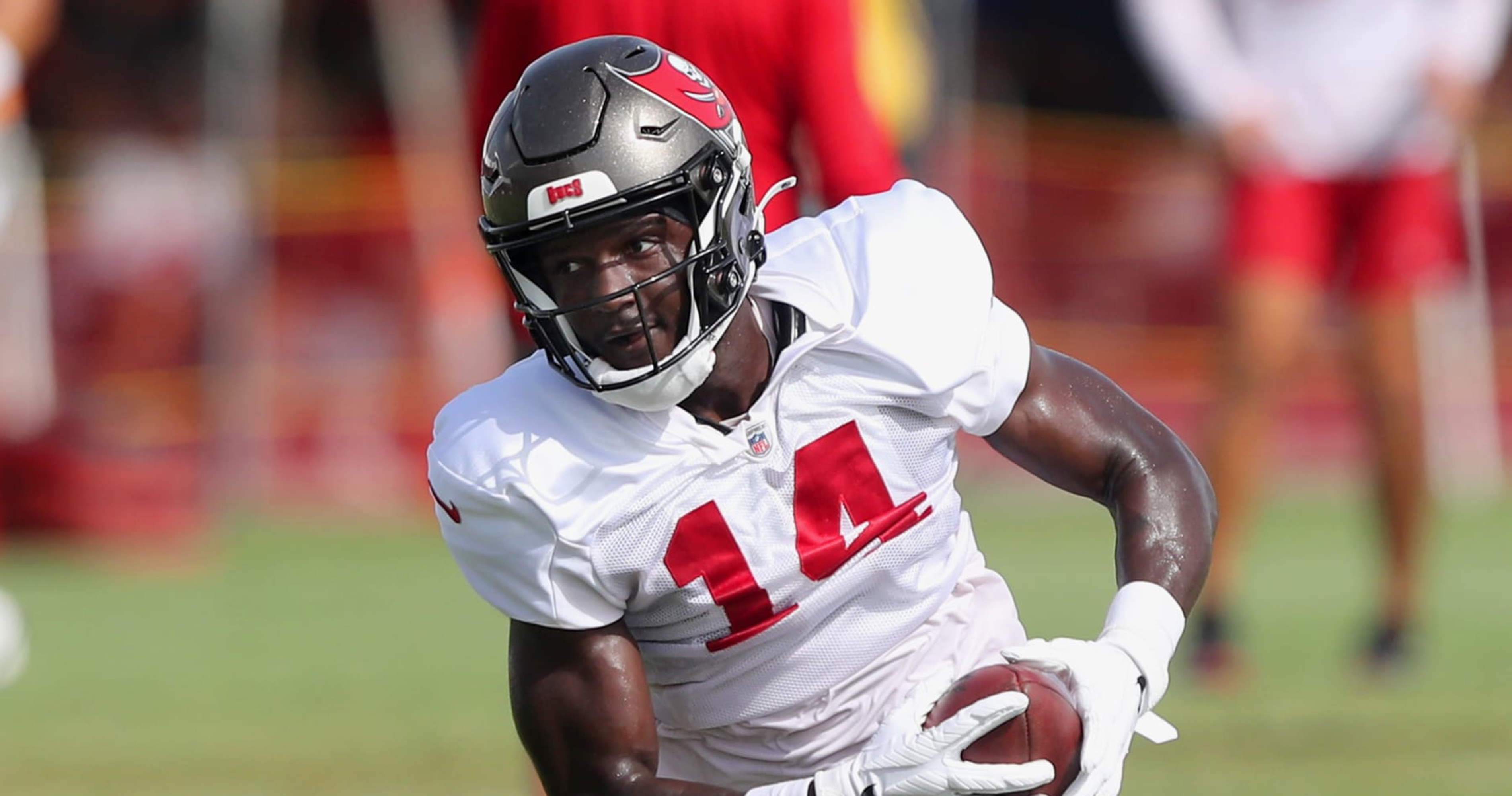 Injured WR Godwin back on practice field for Buccaneers