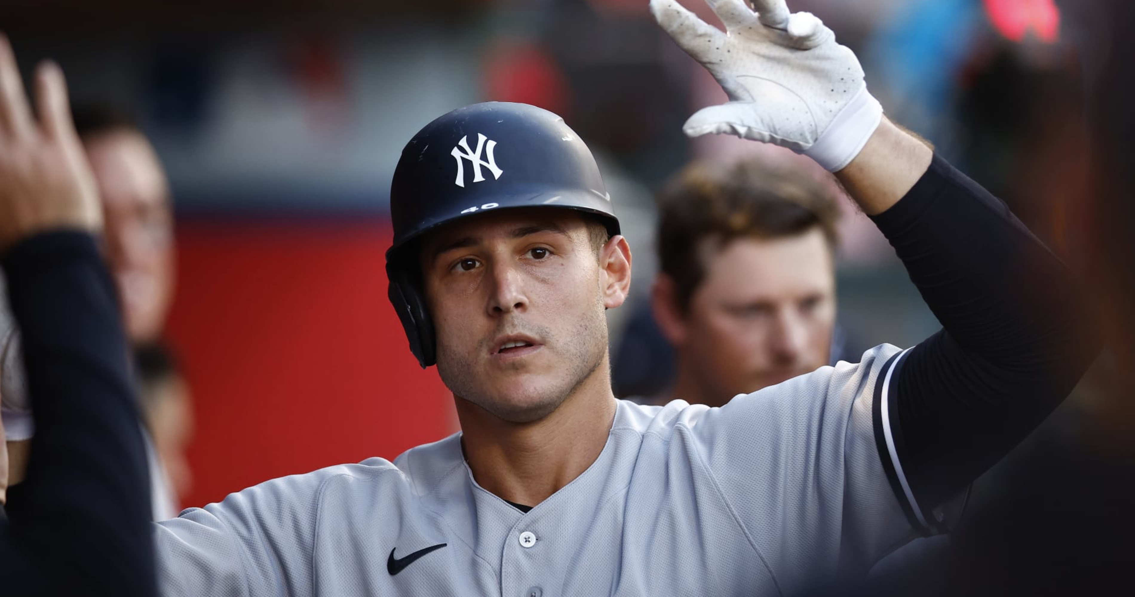 Yankees 1B Rizzo on IL due to post-concussion syndrome from pickoff play  collision in May