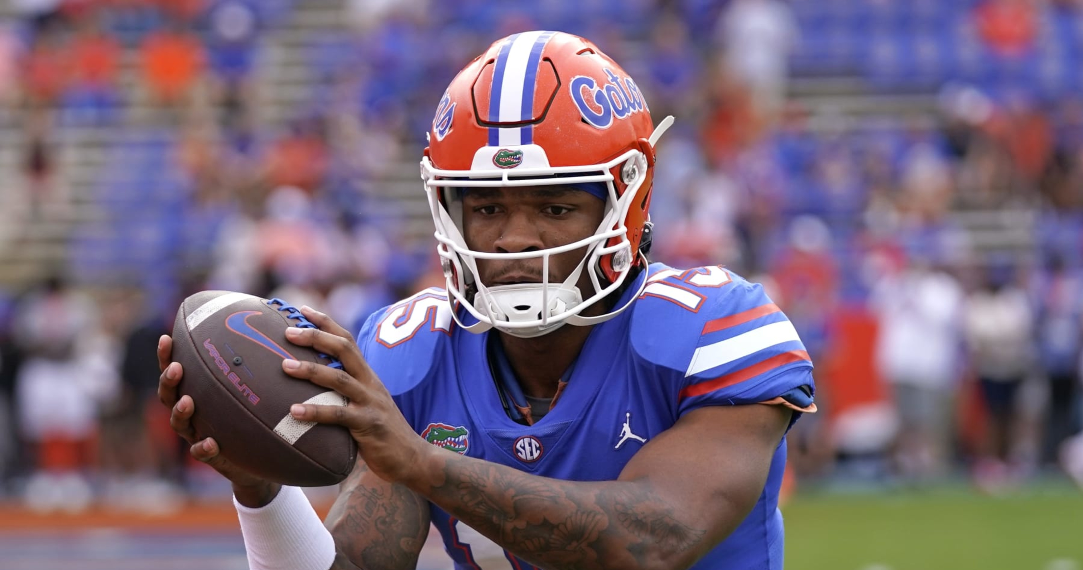 Florida Gators' Anthony Richardson dazzles with arm, legs in upset