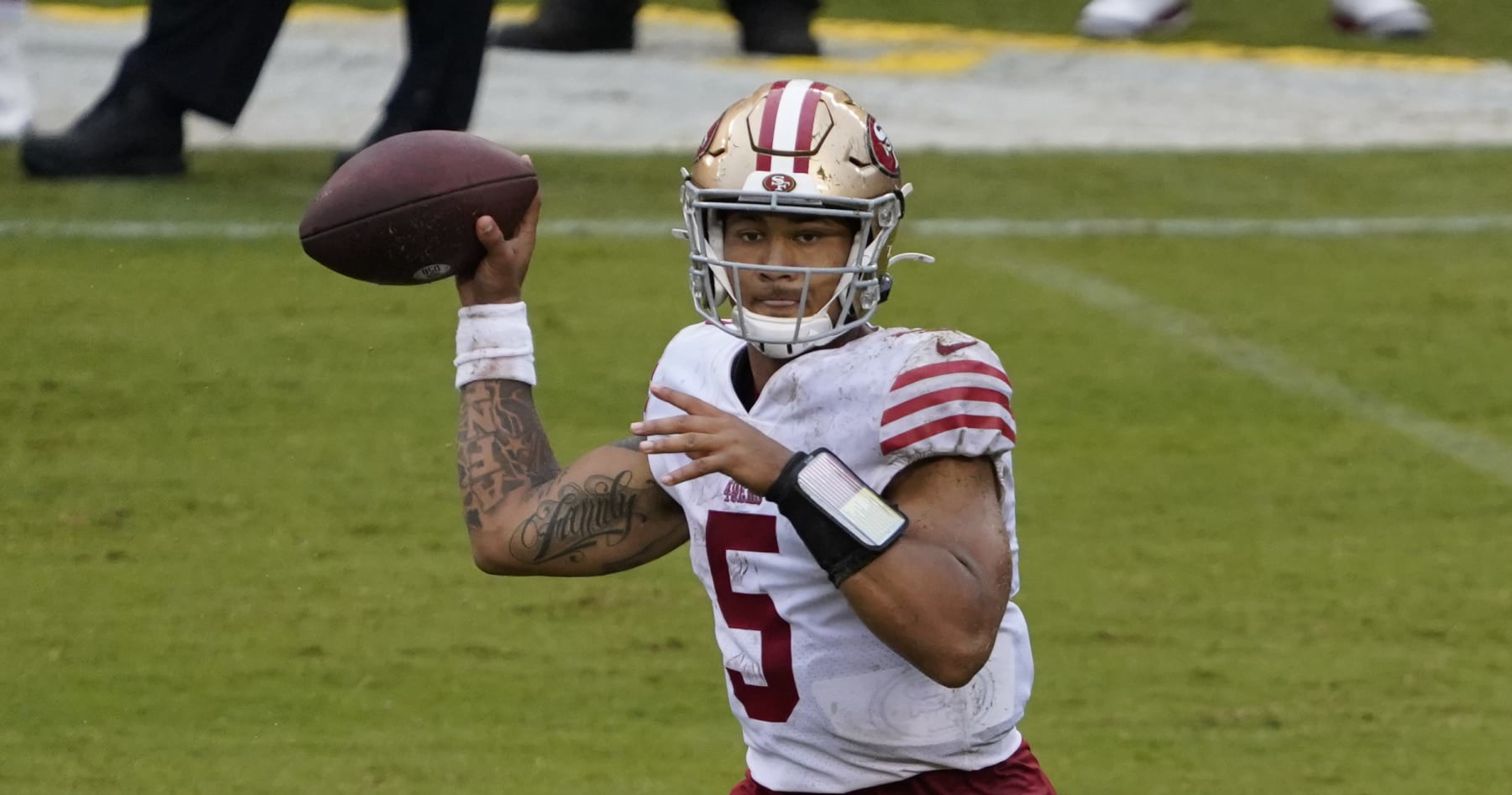 NFL Twitter Drags 49ers' Trey Lance for Late-Game Struggles vs. Bears, News, Scores, Highlights, Stats, and Rumors