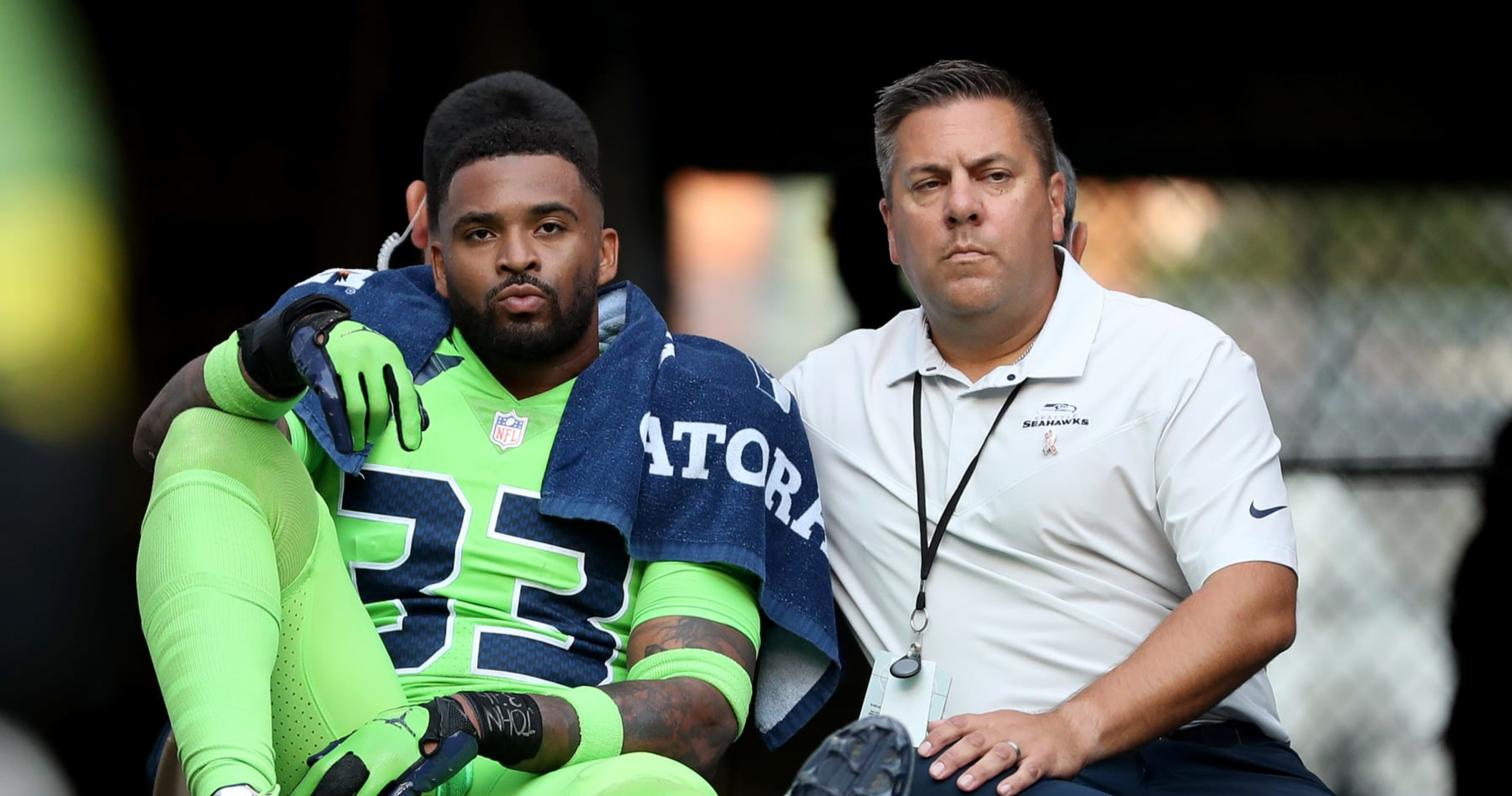 Seattle Seahawks strong safety Jamal Adams (33) lines up against