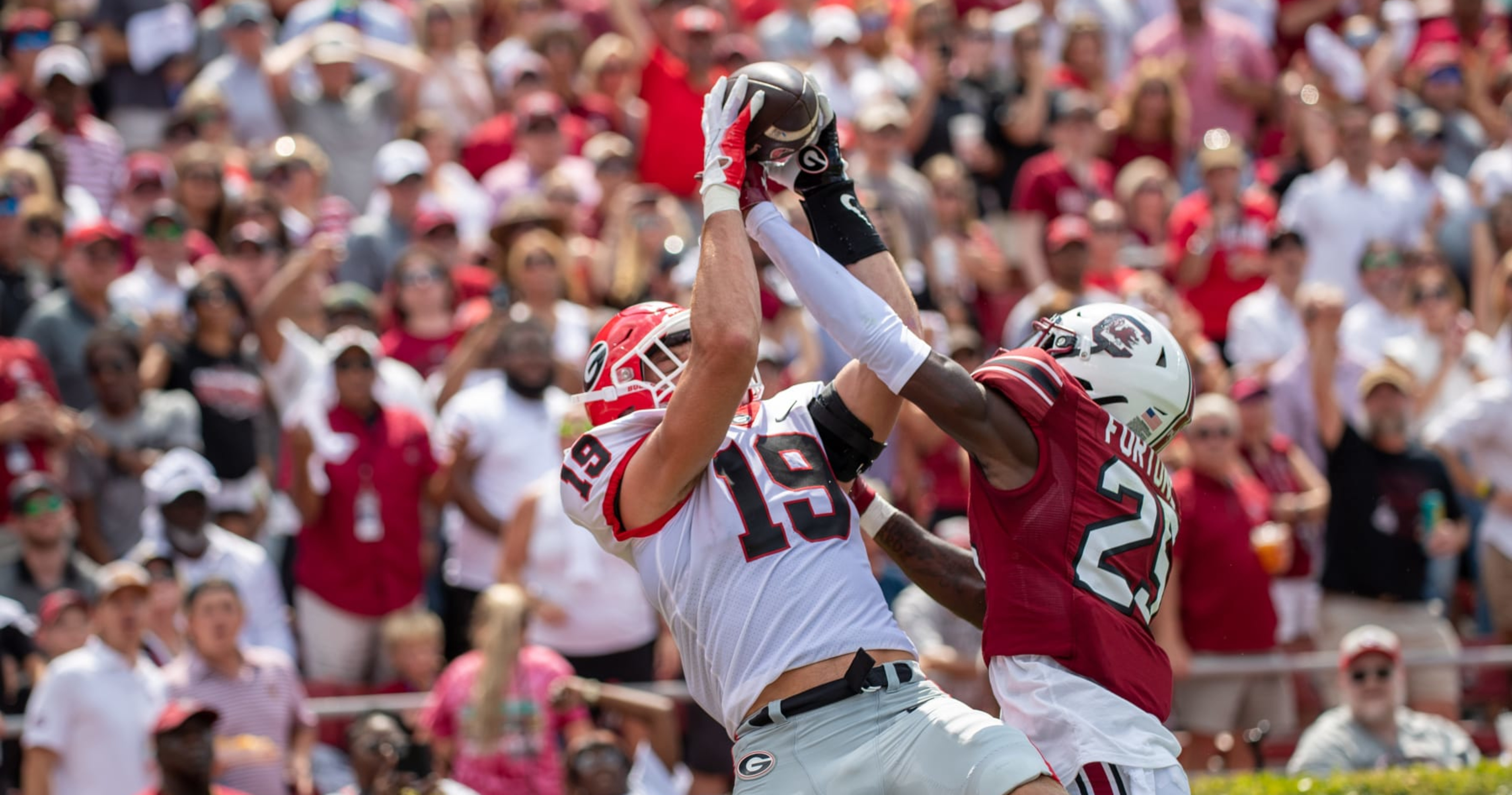 Containing Georgia star TE Brock Bowers will be a 'chess game' for