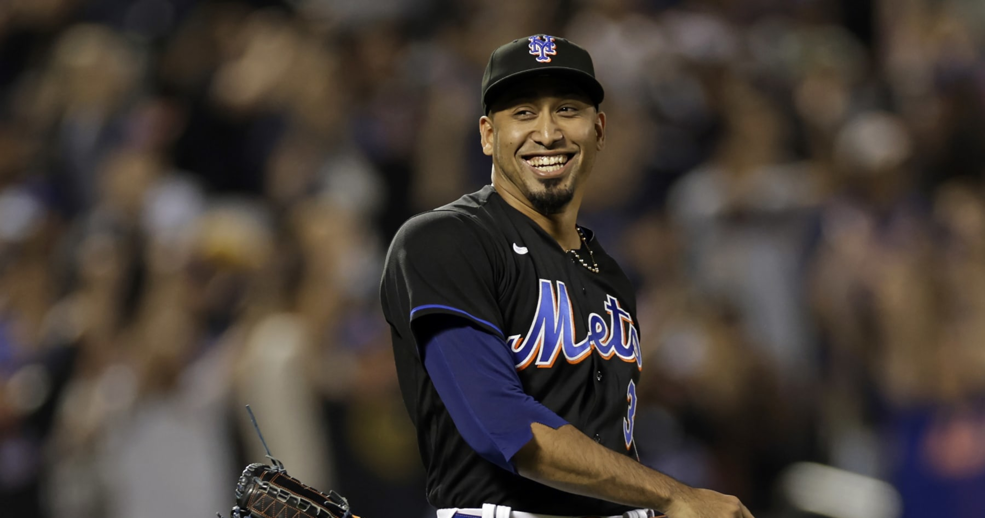 Edwin Díaz, Mets Reportedly Agree to Record 5-year, $102M Contract
