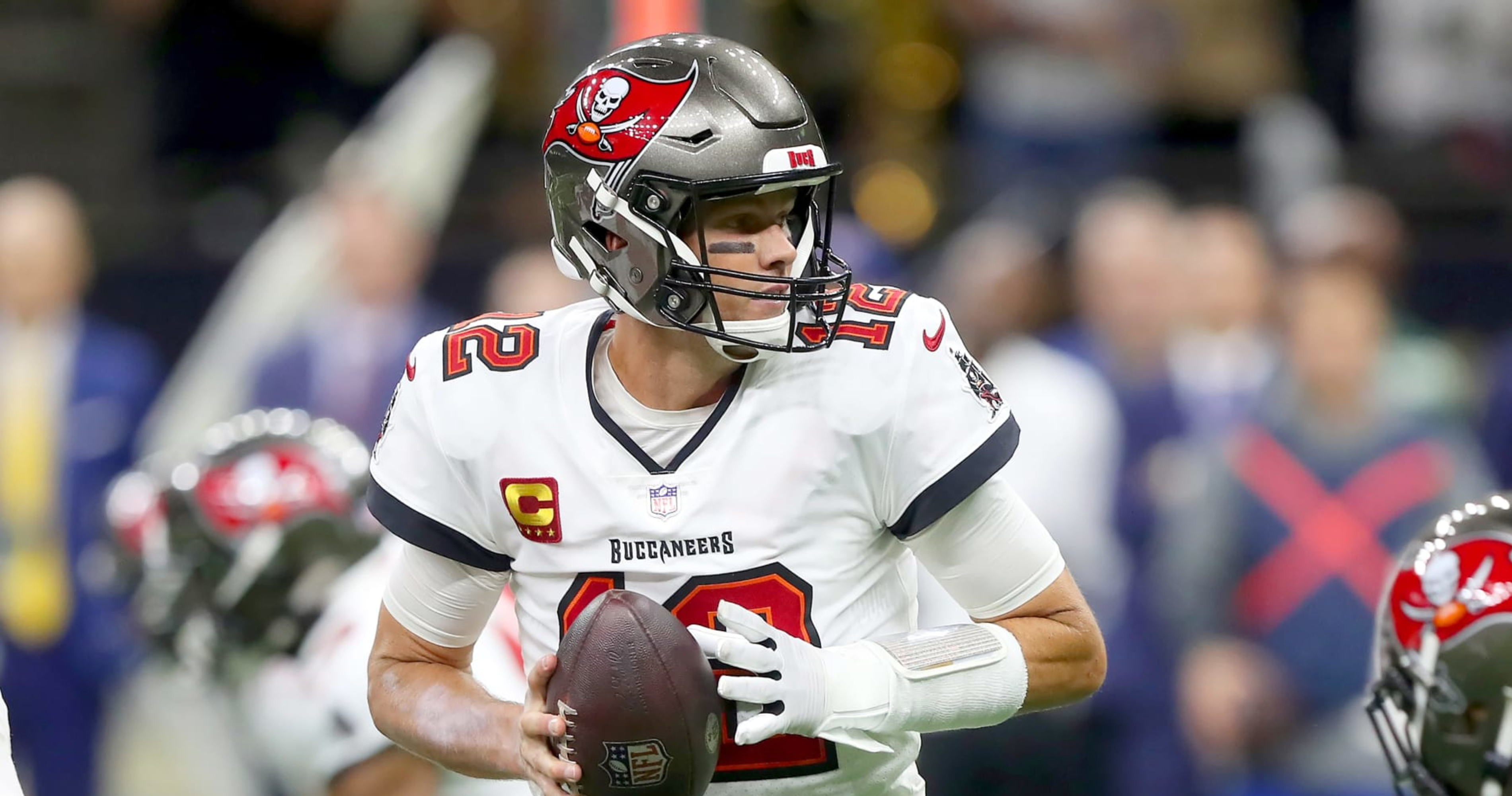 Tom Brady: Tampa Bay Buccaneers quarterback's 'last' touchdown ball sells  at auction for $129k, NFL News