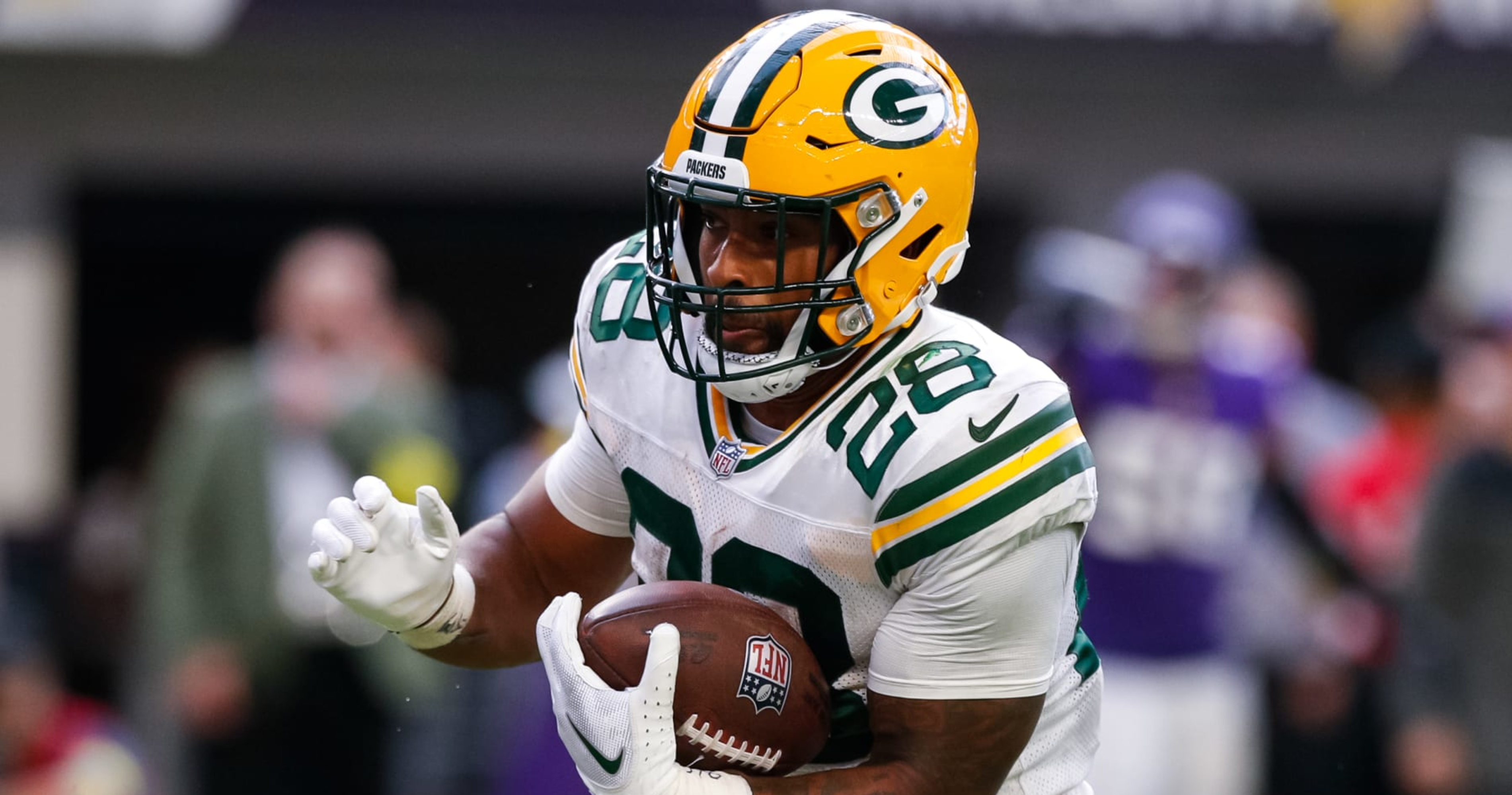 Packers' AJ Dillon grabbed by officer at soccer game, Green Bay police  reviewing video