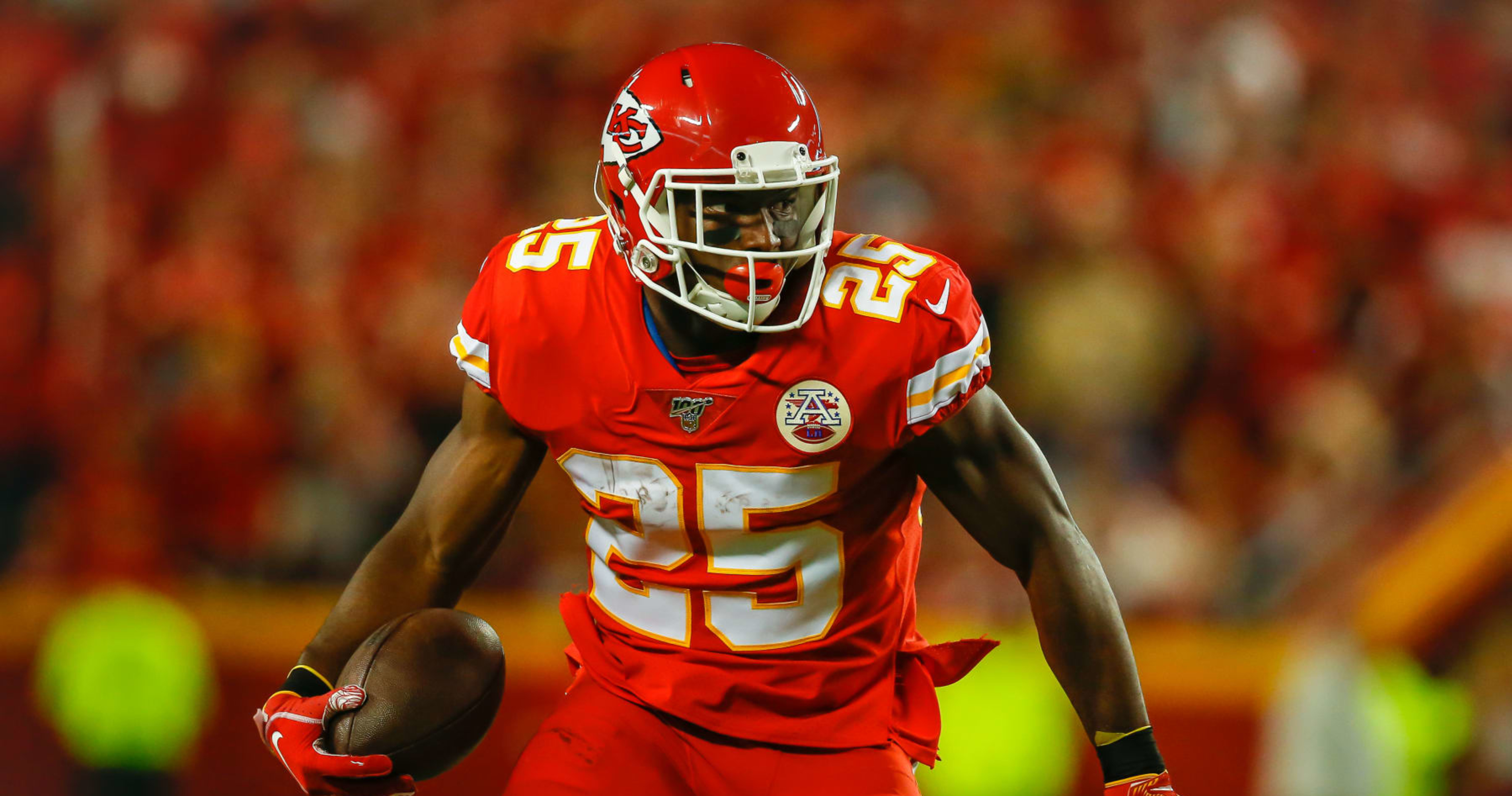 LeSean McCoy on Mahomes, Bieniemy Exchange: All Chiefs OC Does Is Argue  With Players | News, Scores, Highlights, Stats, and Rumors | Bleacher Report