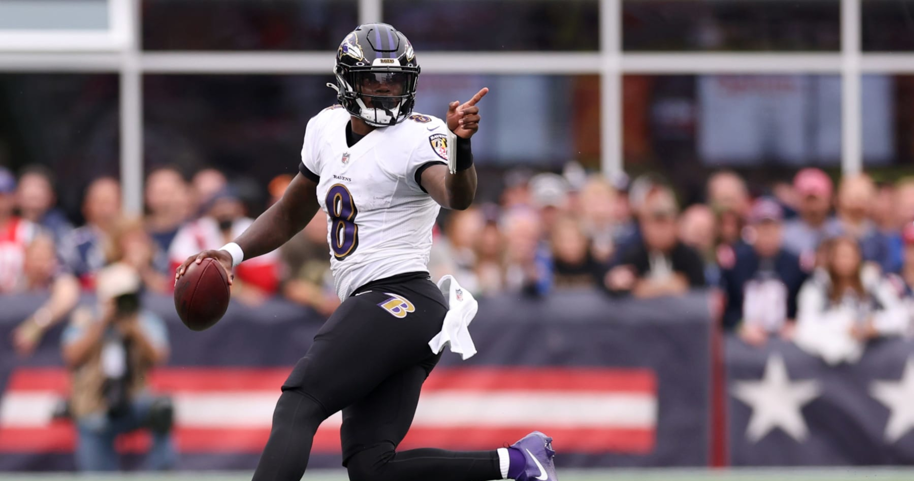 Through hot start, Baltimore Ravens' Lamar Jackson remains turnover free 