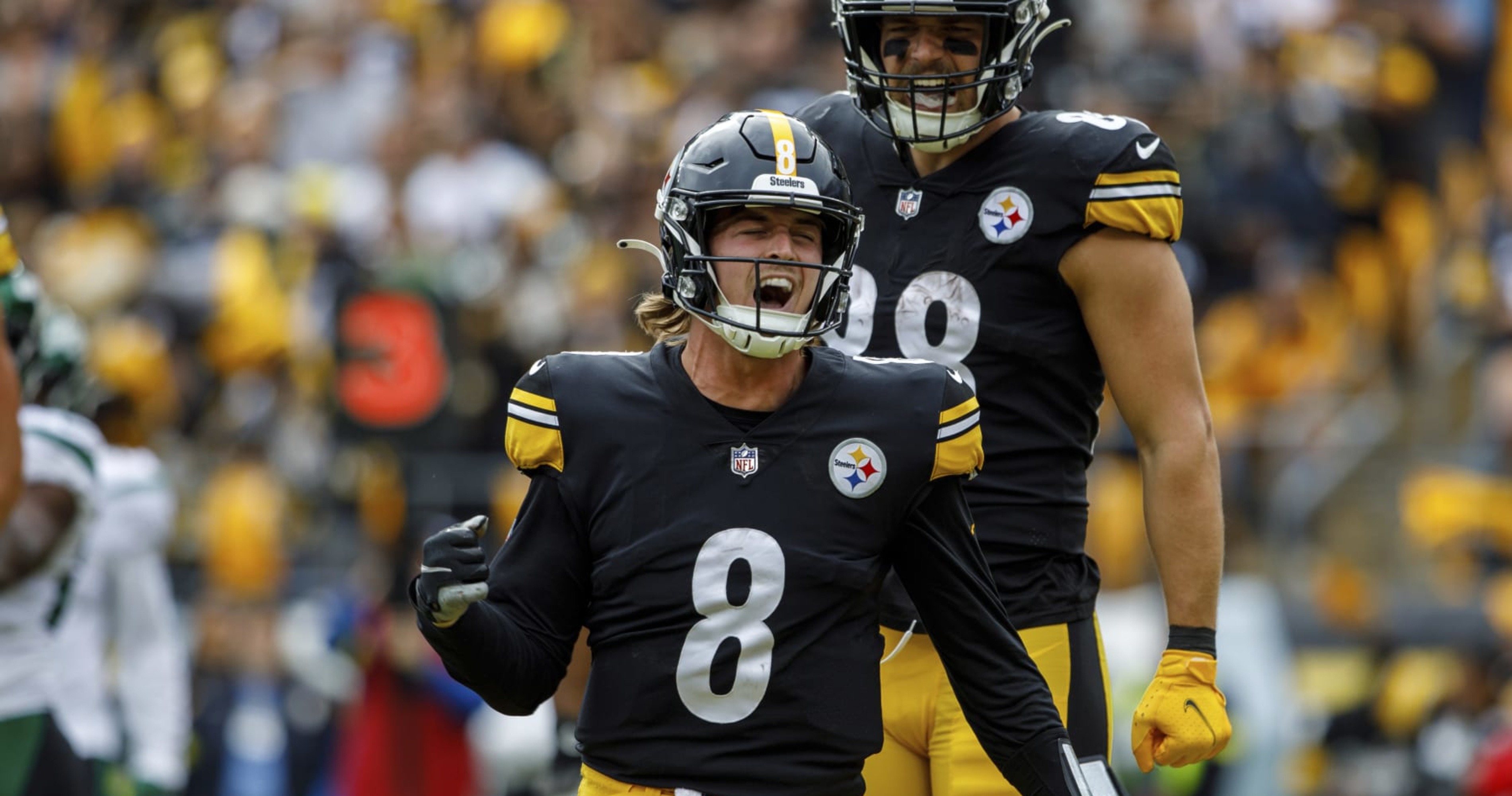 Steelers turn to Pickett, lose to the Jets, 24-20