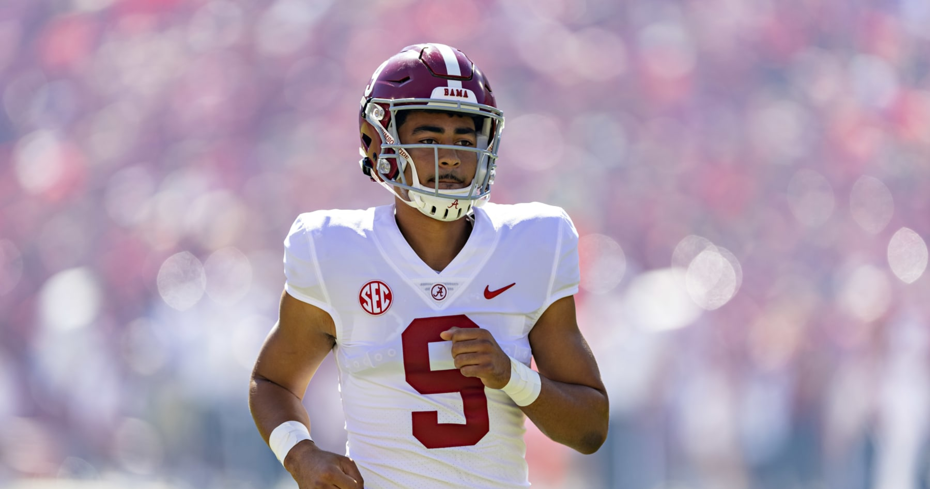 Alabama's Bryce Young doesn't start against Texas A&M