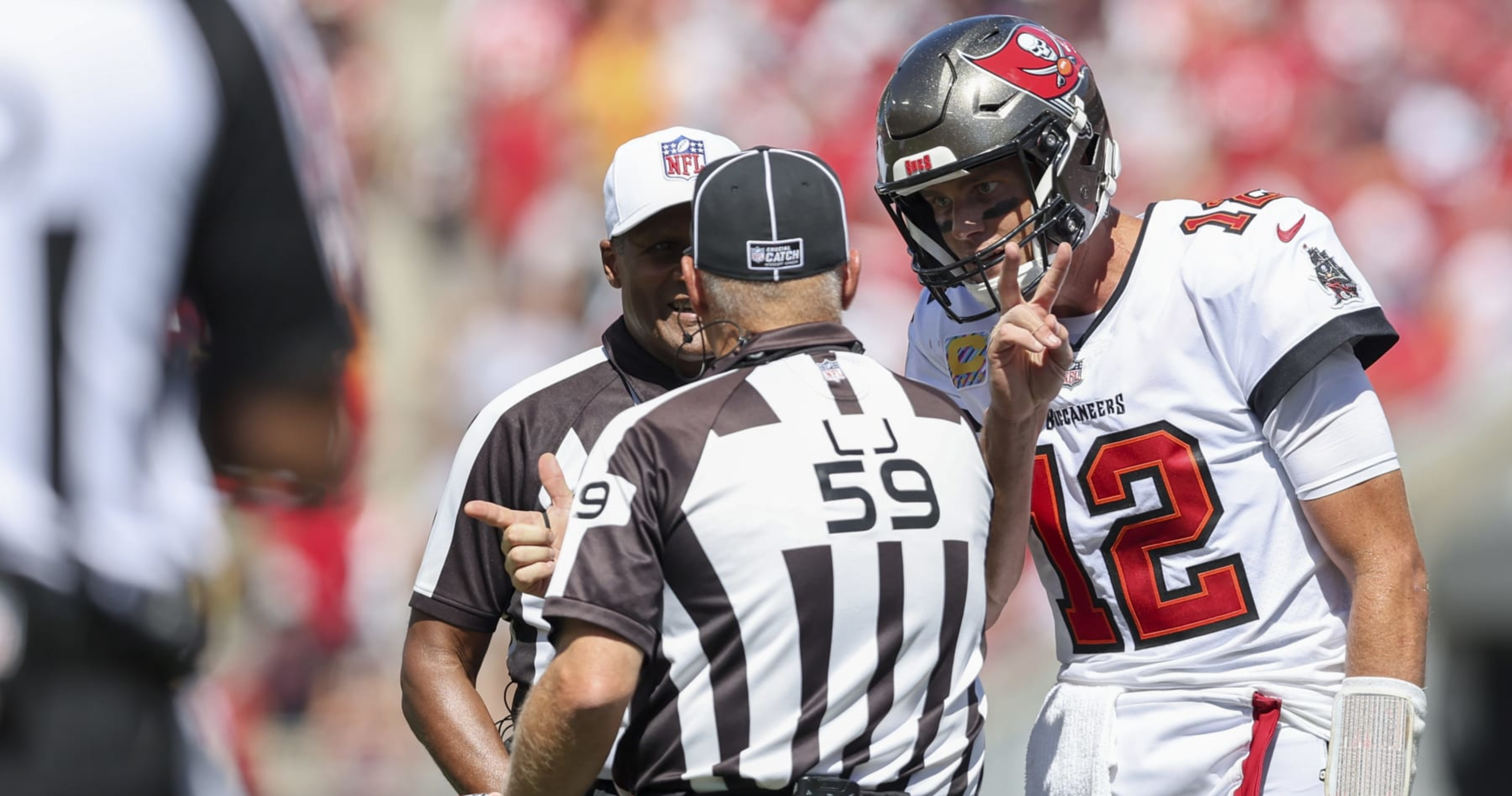 Tom Brady on Falcons' Controversial Roughing Penalty: 'I Don't Throw the Flags'