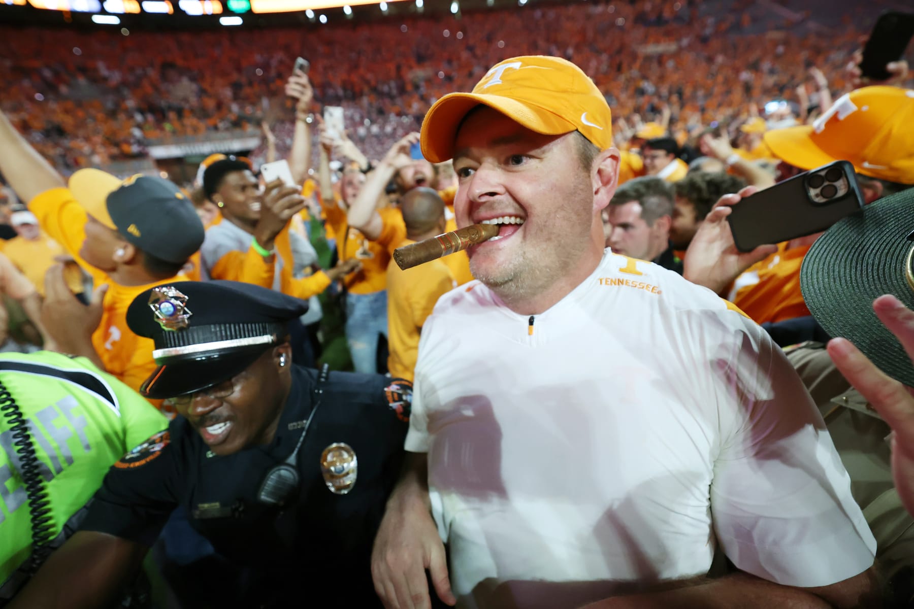 Tennessee Starts Donation Page to Fund New Goalposts After Alabama