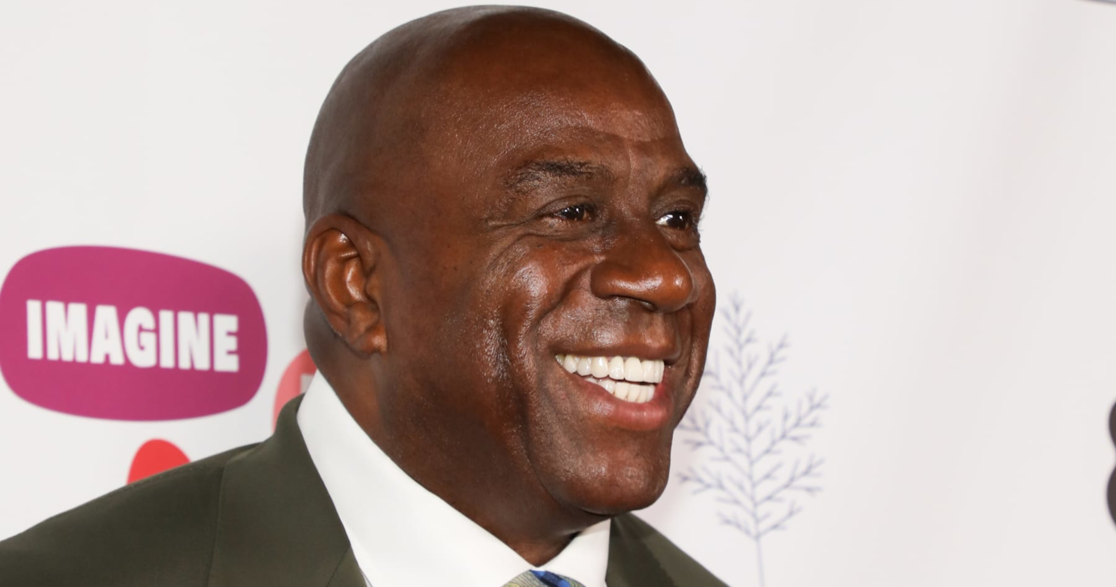 Report: Lakers Legend Magic Johnson in Talks to Buy Stake in Las Vegas Raiders