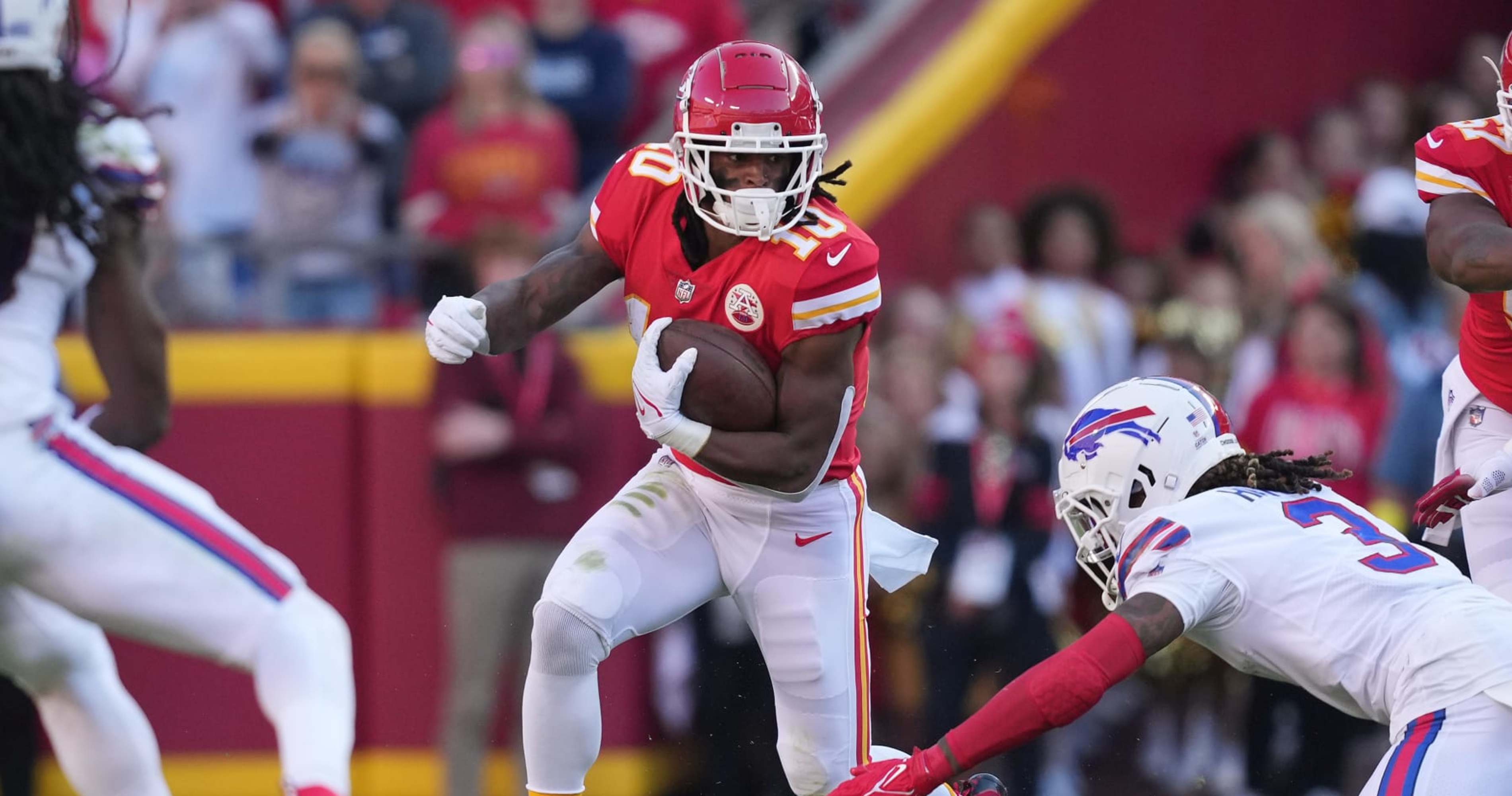 Fantasy Alert: Isiah Pacheco Replaces Clyde Edwards-Helaire as Chiefs RB1 vs. 49..